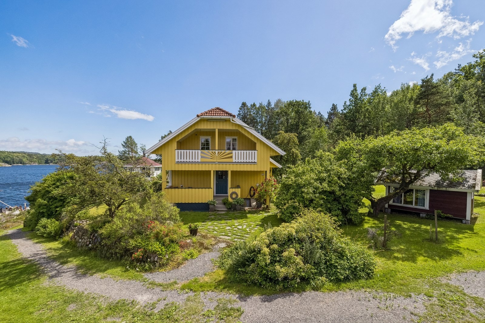 Kommunale avgifter for denne eiendommen er på kr. 30.600,- inkludert eiendomsskatt. Galleribilde