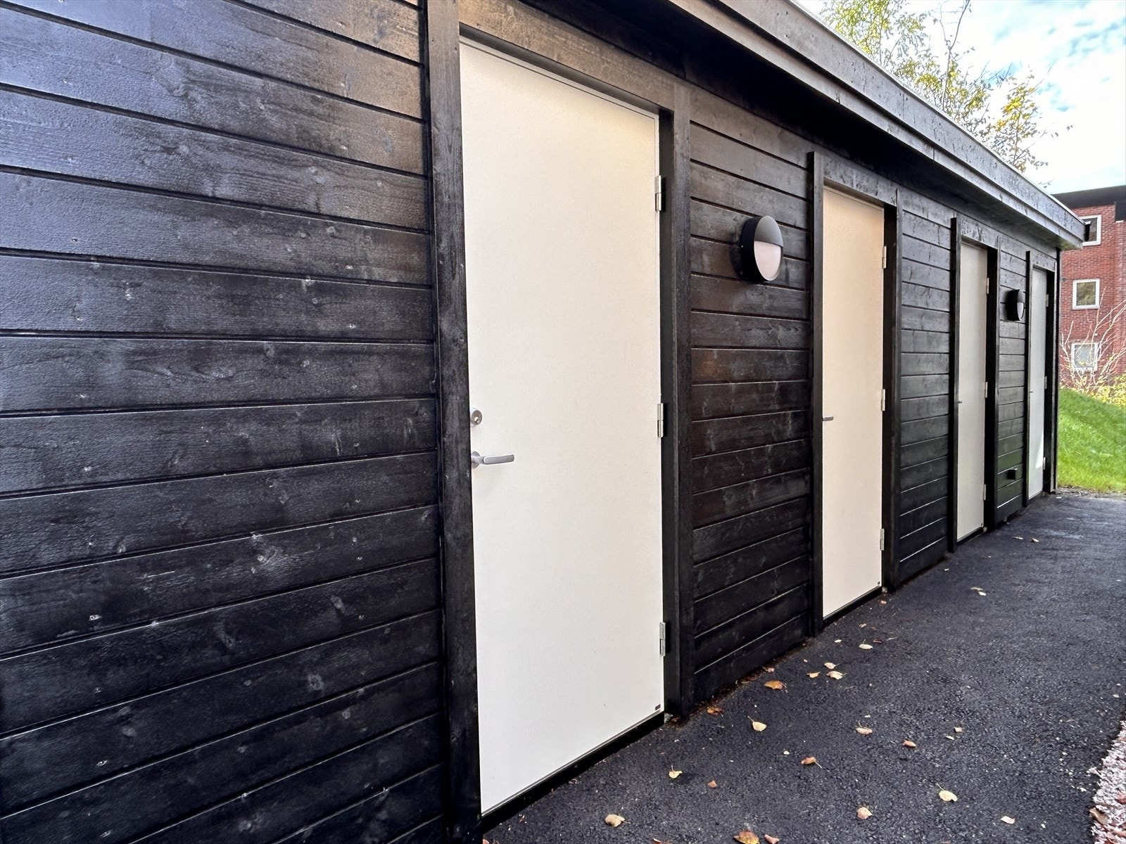 Leiligheten er tilknyttet sportsbod i rekke. Galleribilde