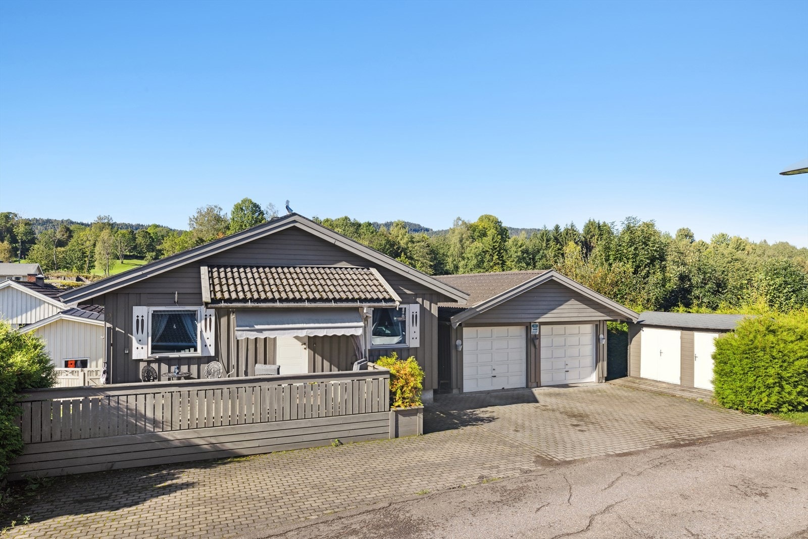 Velkommen til Øvreveien 2 - Presentert av Emilie Nielsen v/ DNB Eiendom. Galleribilde