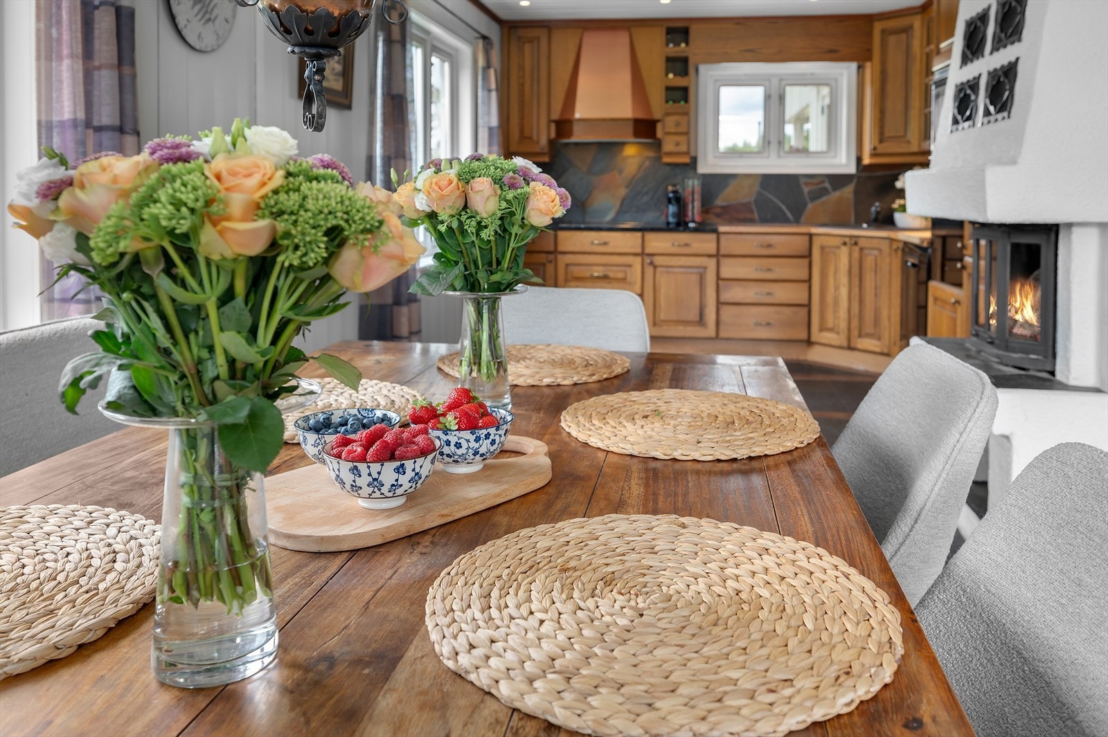 Peis med innsats gir god stemning og varme Galleribilde