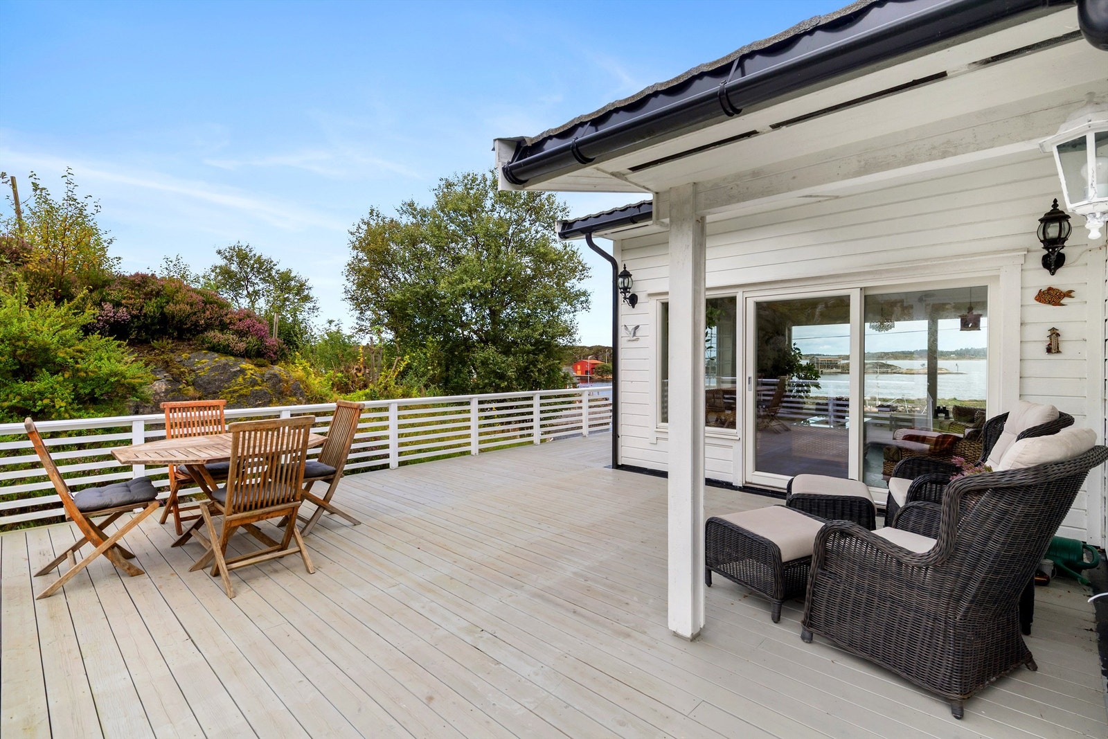 Romslig veranda på ca 42 m² Galleribilde