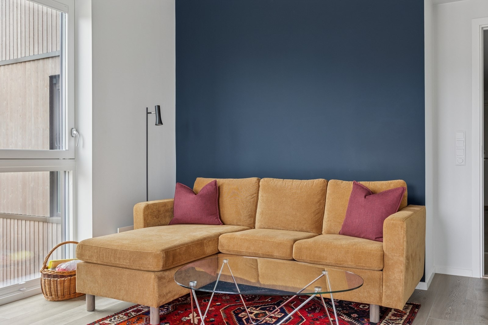 Her er det god plass til sofakrok. Galleribilde