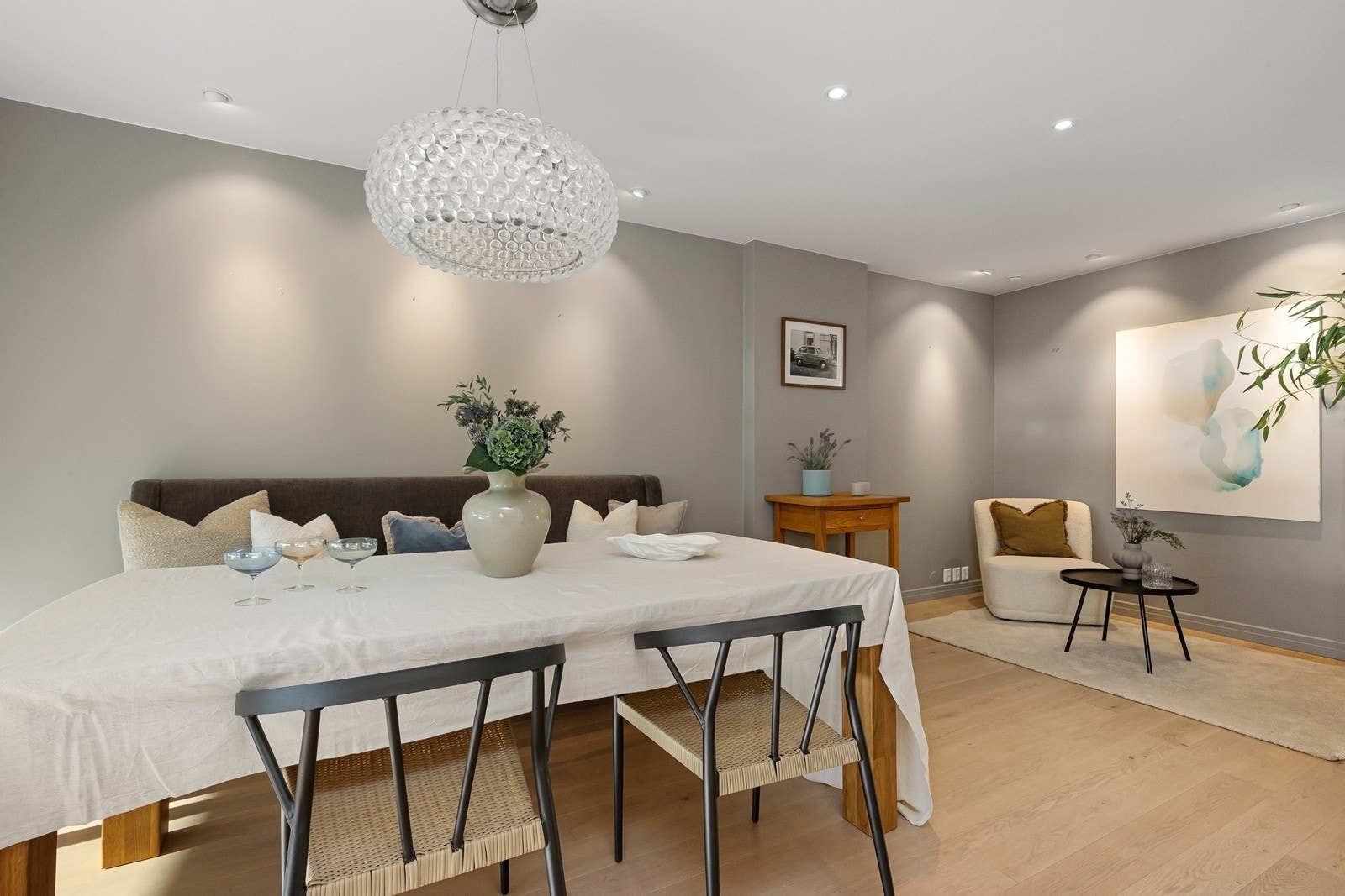 Avsatt plass til å dekke langbord Galleribilde