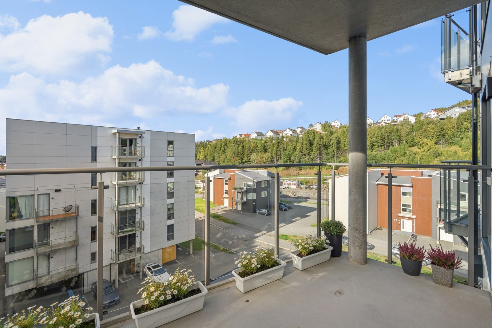 Vestvendt balkong Galleribilde