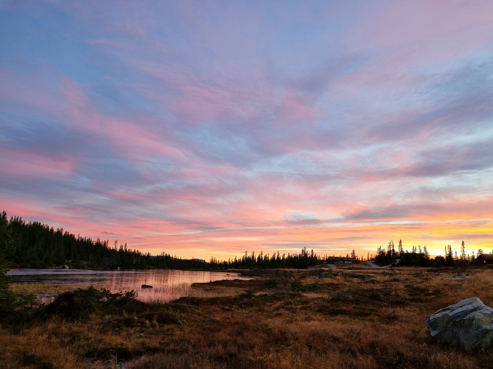 Her finner du fjellets ro i omgivelser du ikke finner mange andre steder Galleribilde