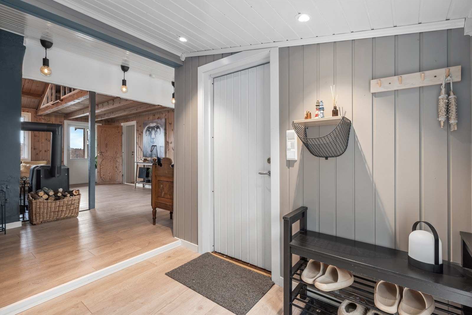 Entré. Galleribilde