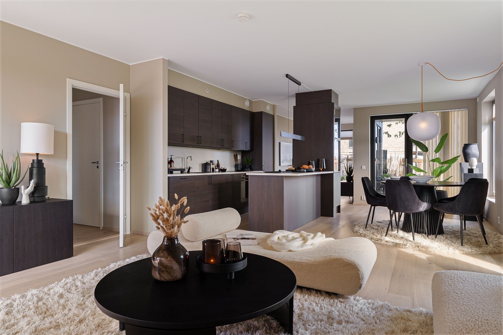 Stuen er av god størrelse og er på hele 53 kvm. Galleribilde