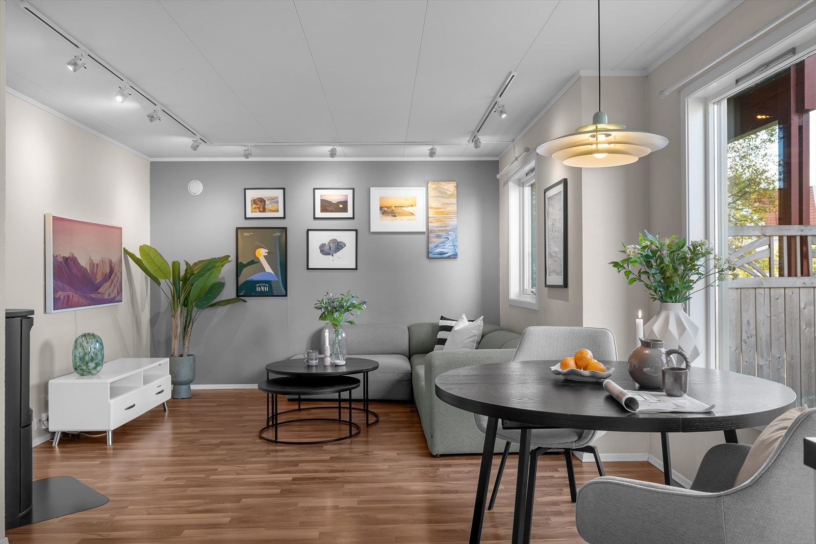 Velkommen til attraktive Fagereng og denne praktiske og flotte 3-roms leiligheten Galleribilde