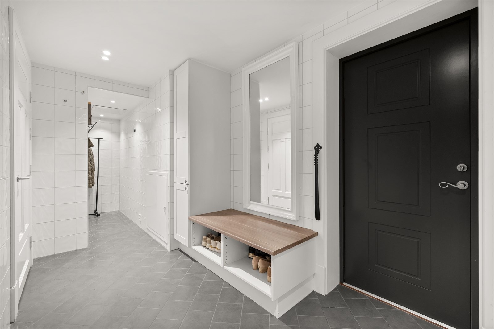 Med den utvendige adkomsten blir dette å regne som en grovinngang, superpraktisk for små to- og firbeinte Galleribilde