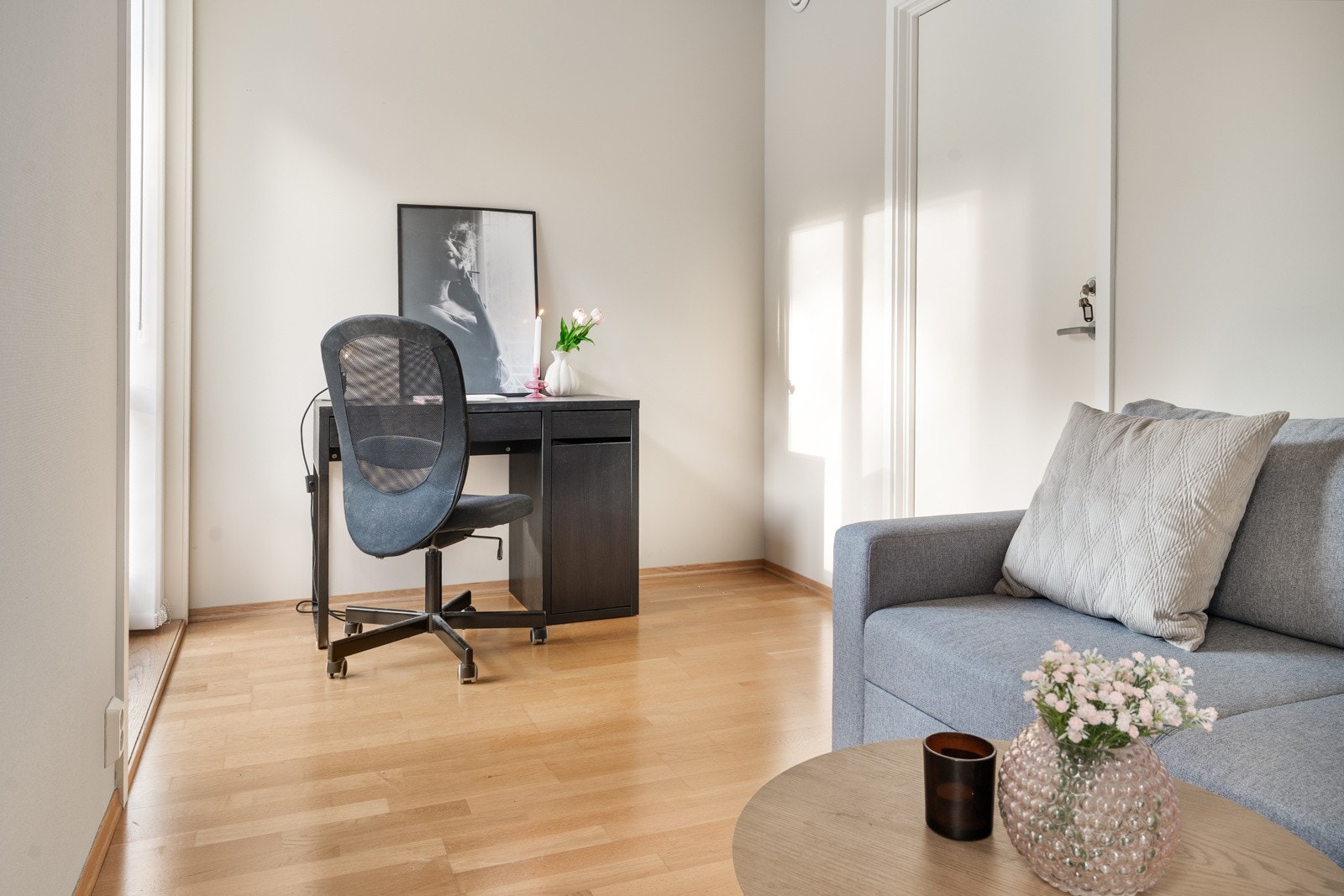 Nåværende leietagere har benyttet soverommet som kontor/stue. Galleribilde