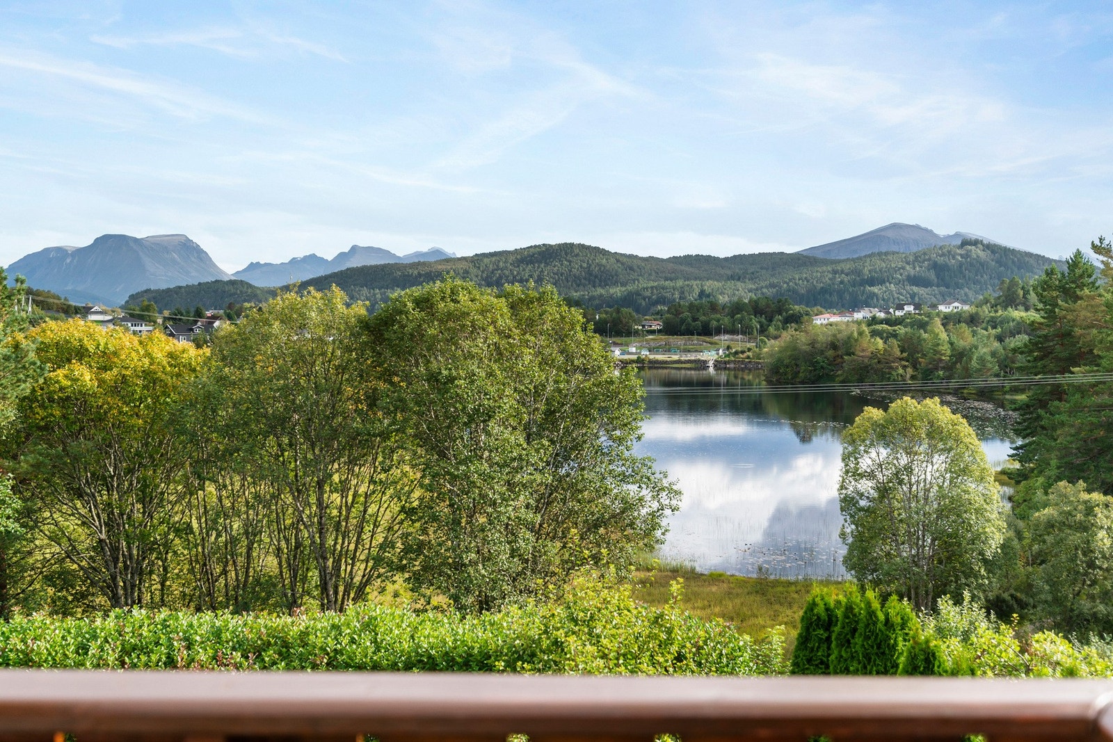 En rå bolig med fantastisk utsikt. Galleribilde