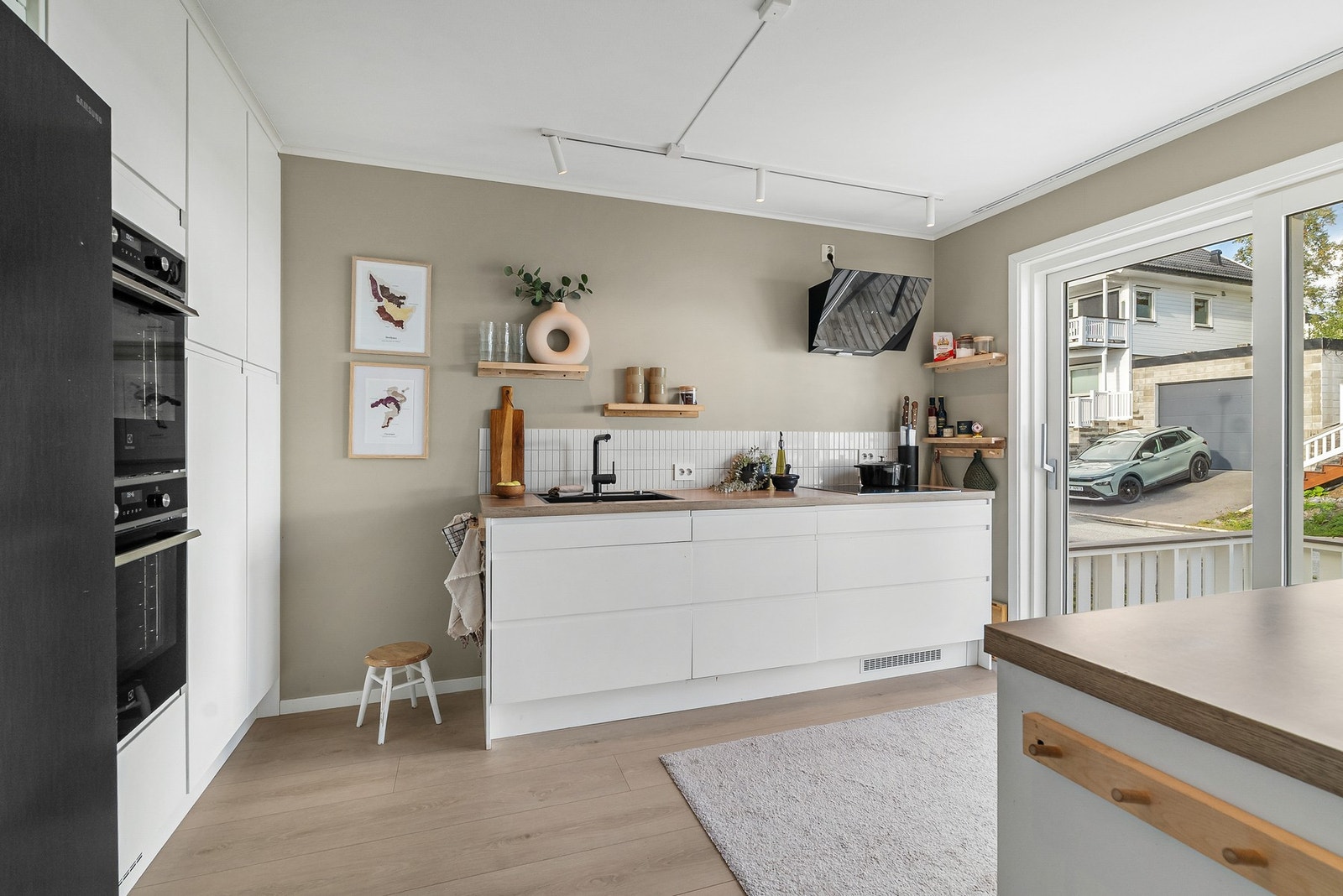 Lekkert Epoq-kjøkken fra 2022. Galleribilde