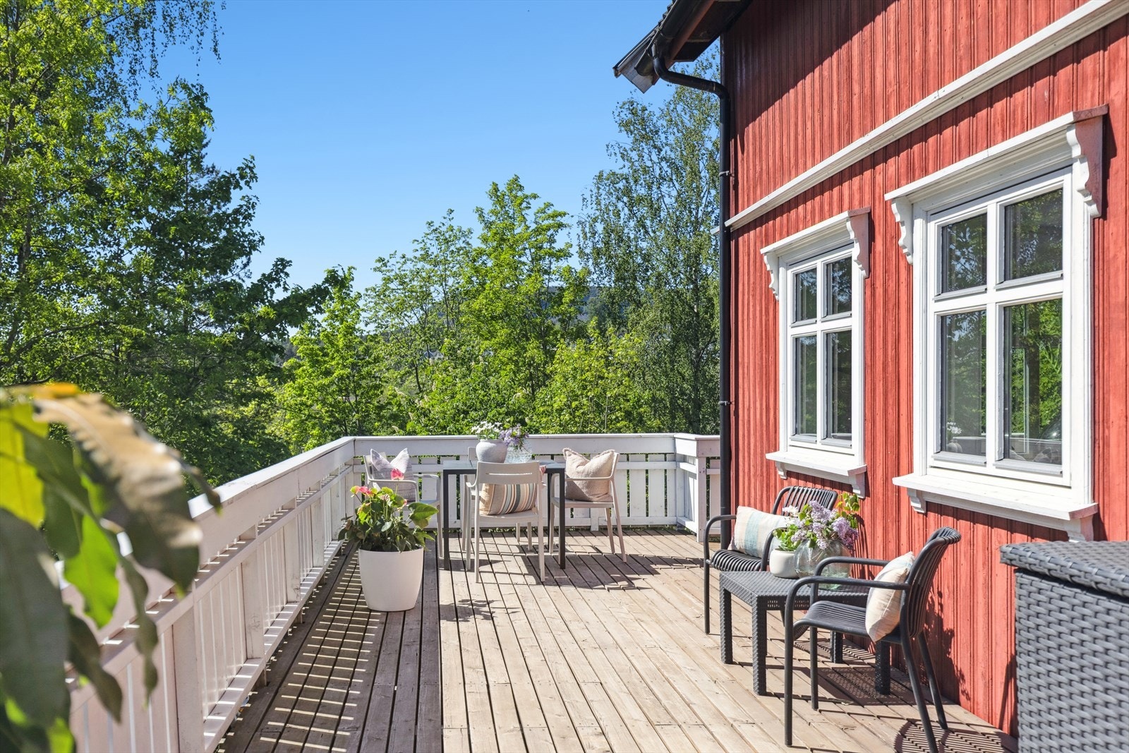 Boligen er vesentlig oppgradert og påkostet i senere år. Galleribilde