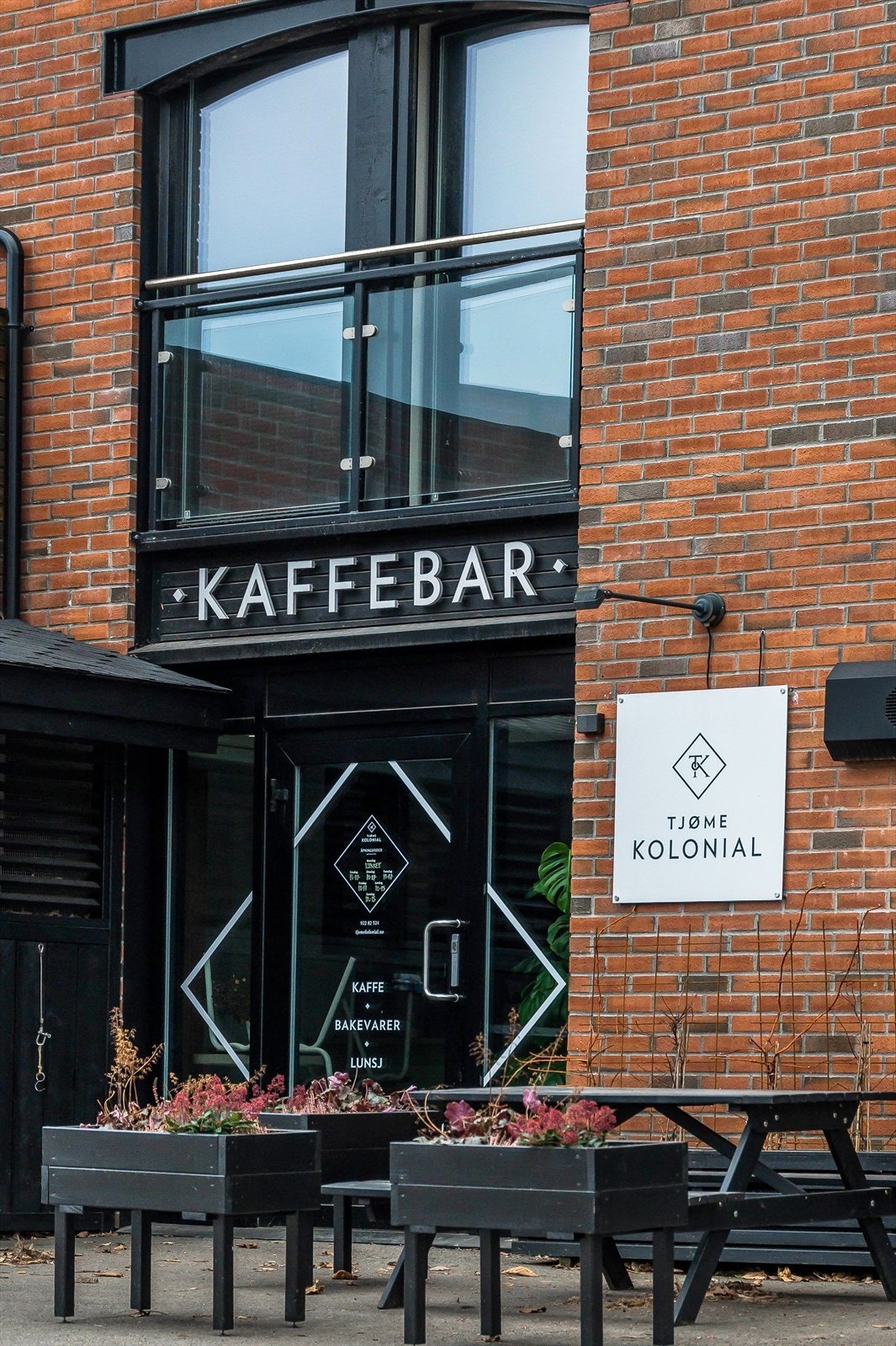 Kort vei til Tjøme sentrum med de fleste sentrumsfunksjoner Galleribilde