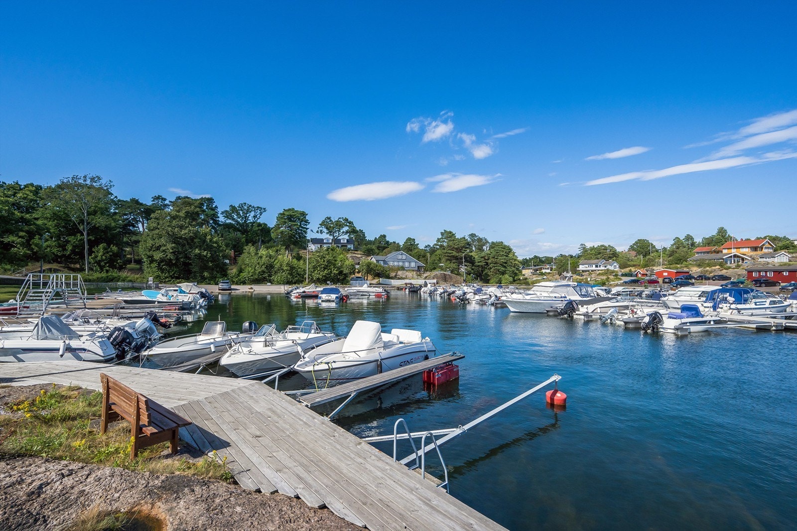 Engø båthavn Galleribilde