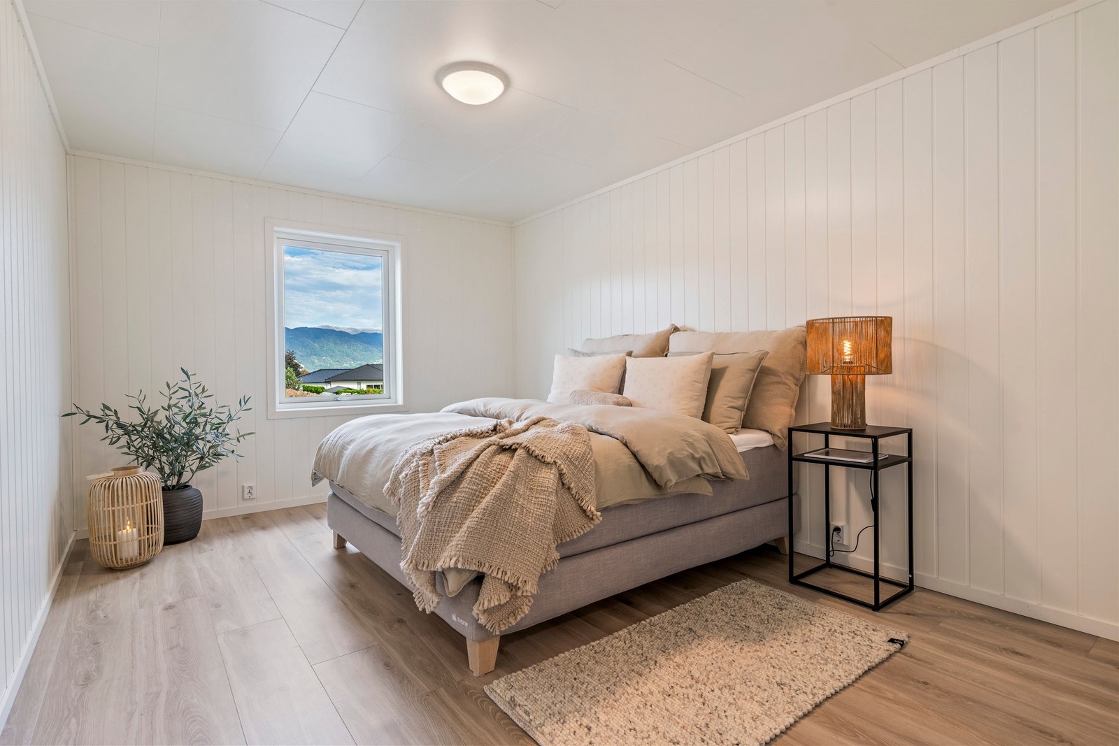 Hovedsoverom i underetasje. Galleribilde