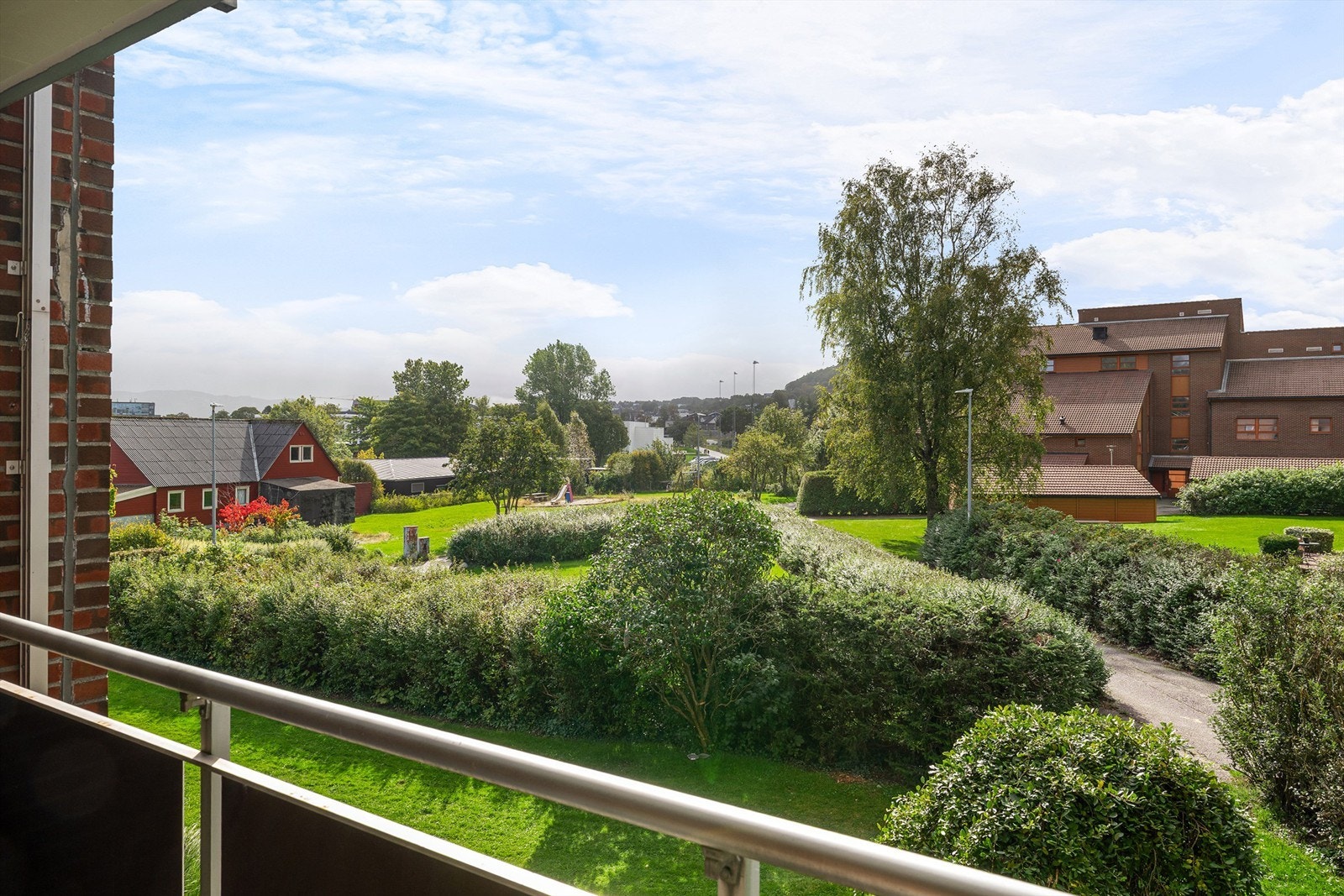 Utsyn fra egen balkong. Galleribilde
