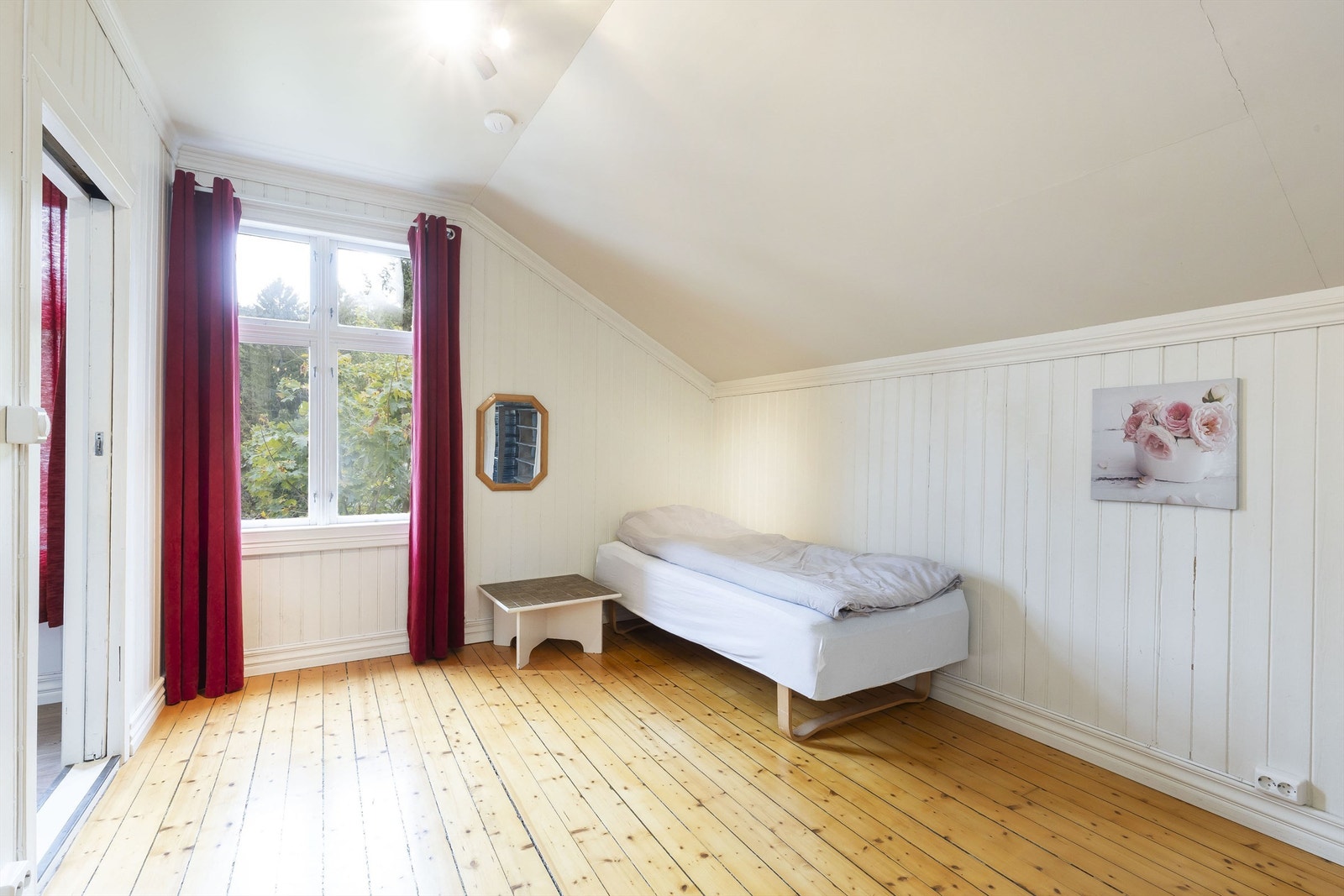 Soverom. Galleribilde