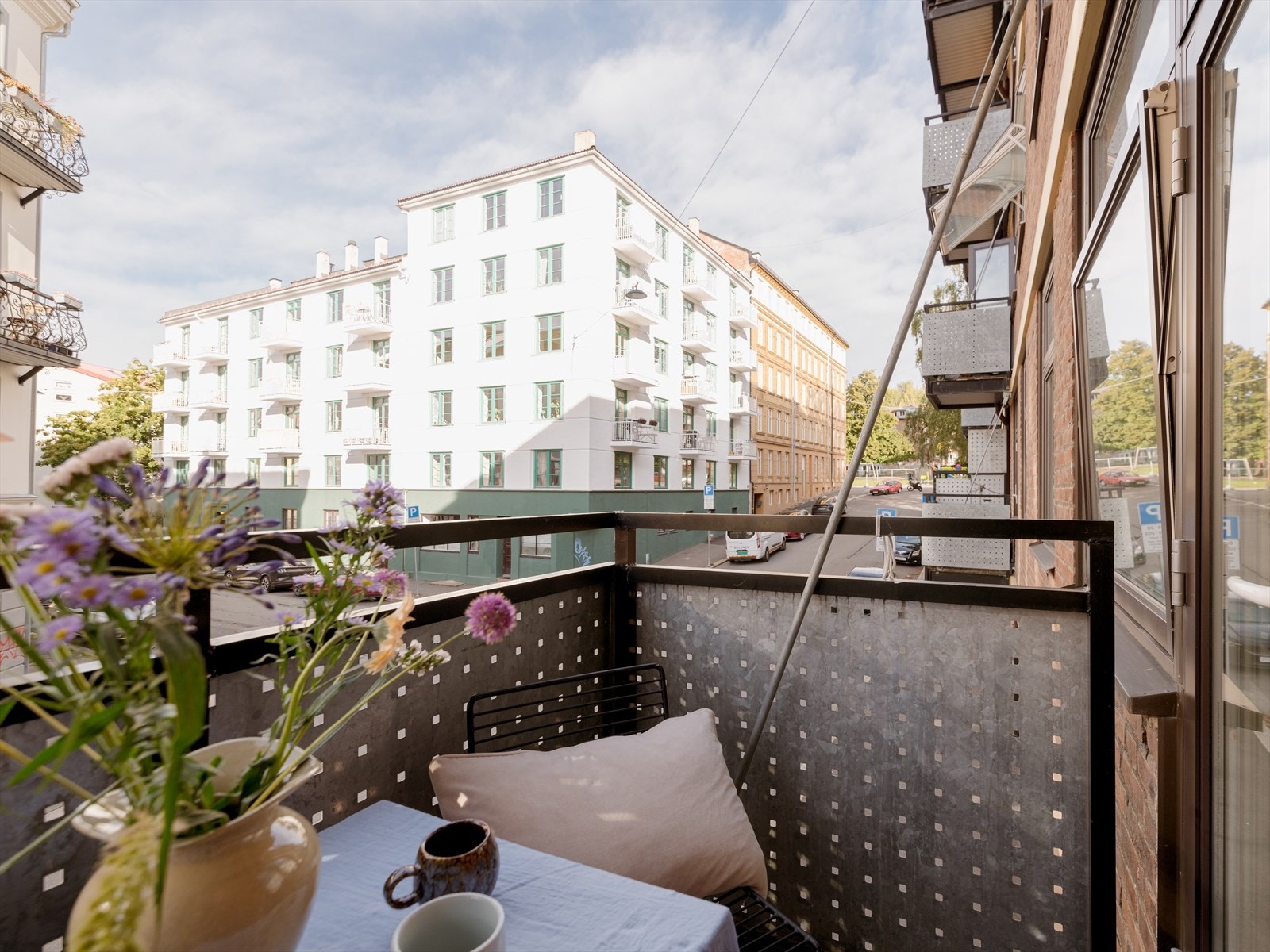 Her kan du nyte sommerkveldene ute! Galleribilde