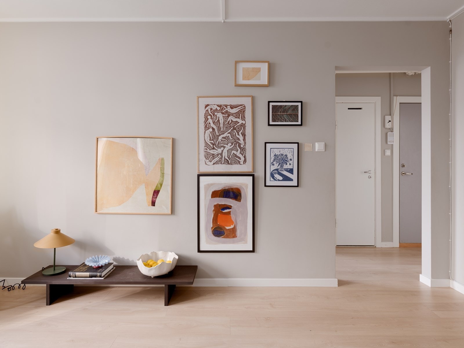 Det lyse palettet gjør det enkelt å innrede etter eget ønske og behov. Galleribilde