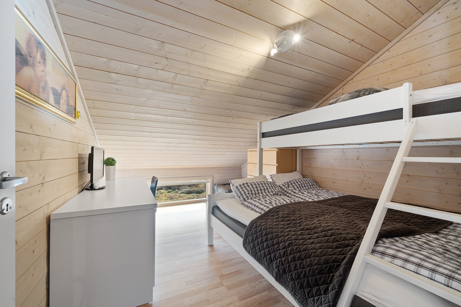 01Fasade_32.jpg Galleribilde