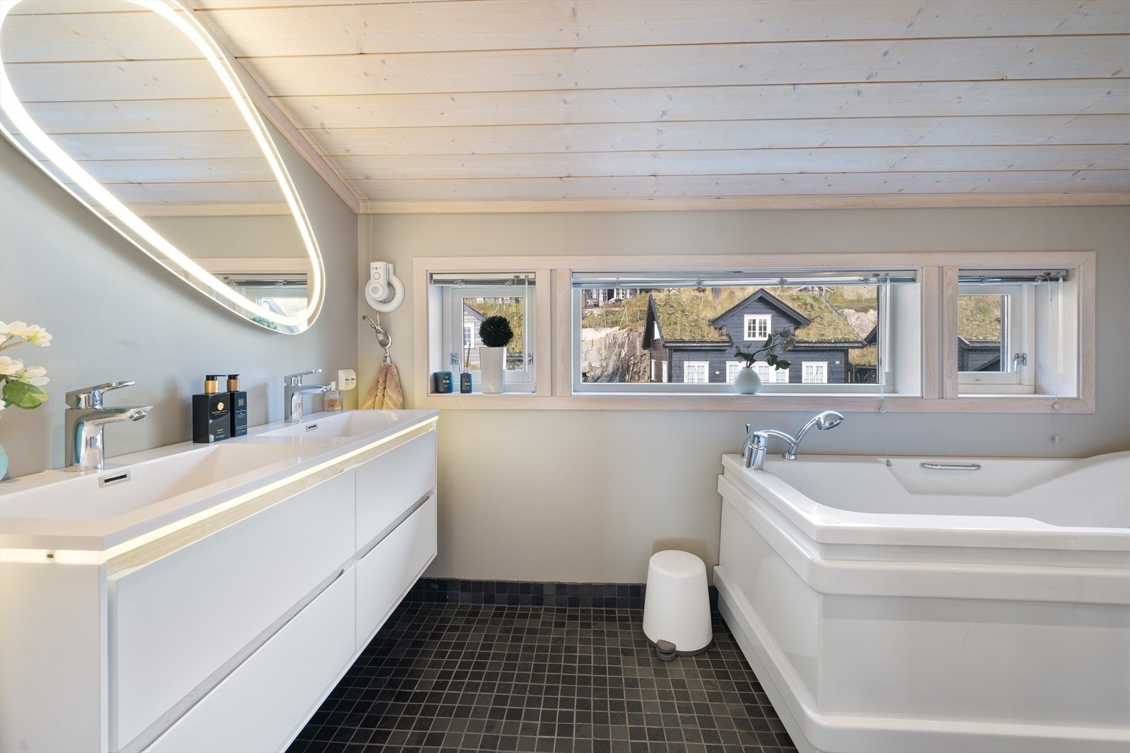 01Fasade_43.jpg Galleribilde