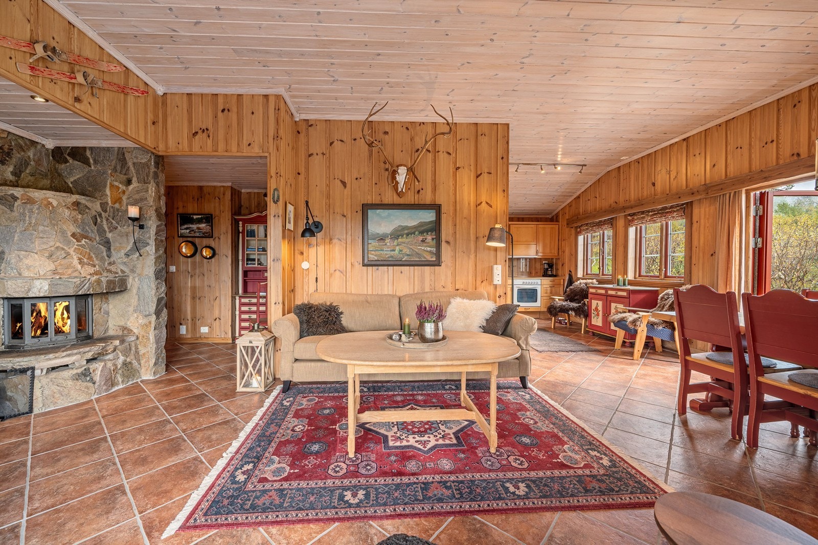 - Velkommen til Solsetertoppen 15 - . Galleribilde