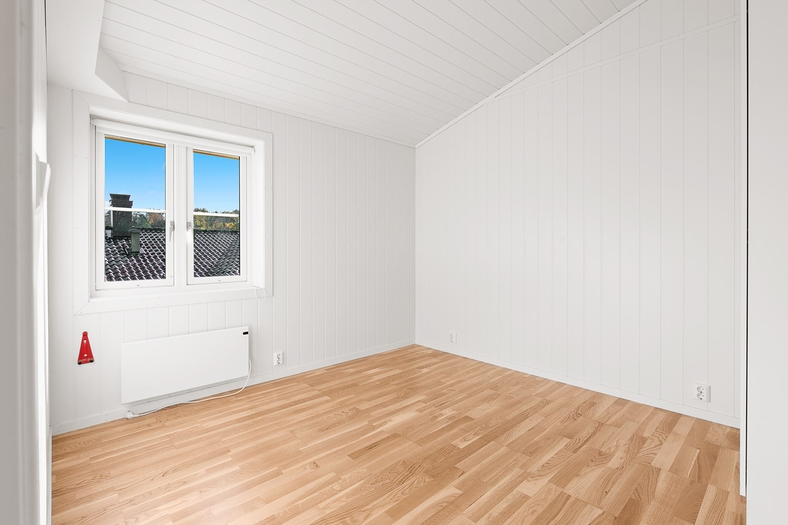 Soverom med garderobeskap Galleribilde