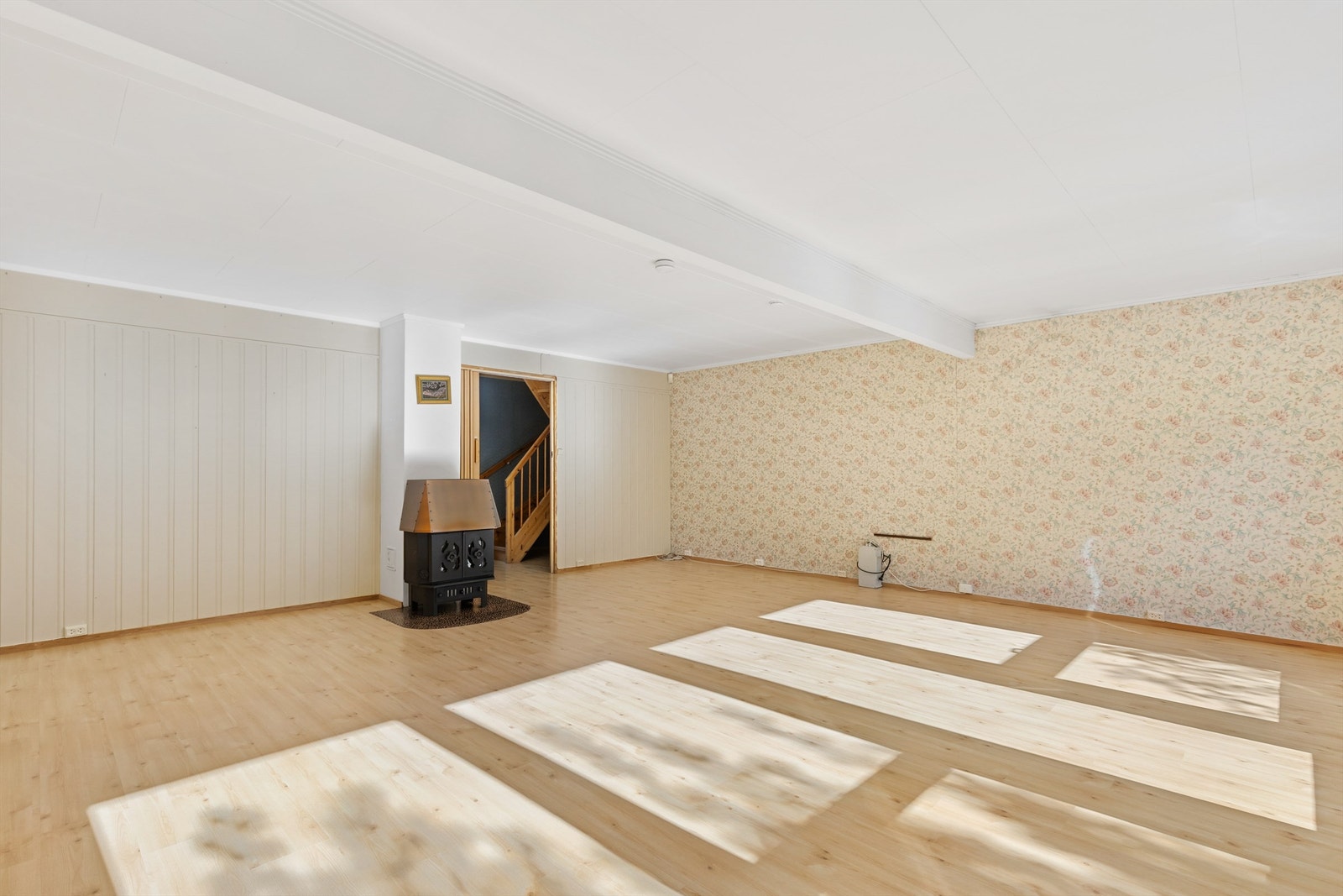 Her kan man møblere i soner og ha både sofagruppe og spisebord til å invitere gjester. Galleribilde