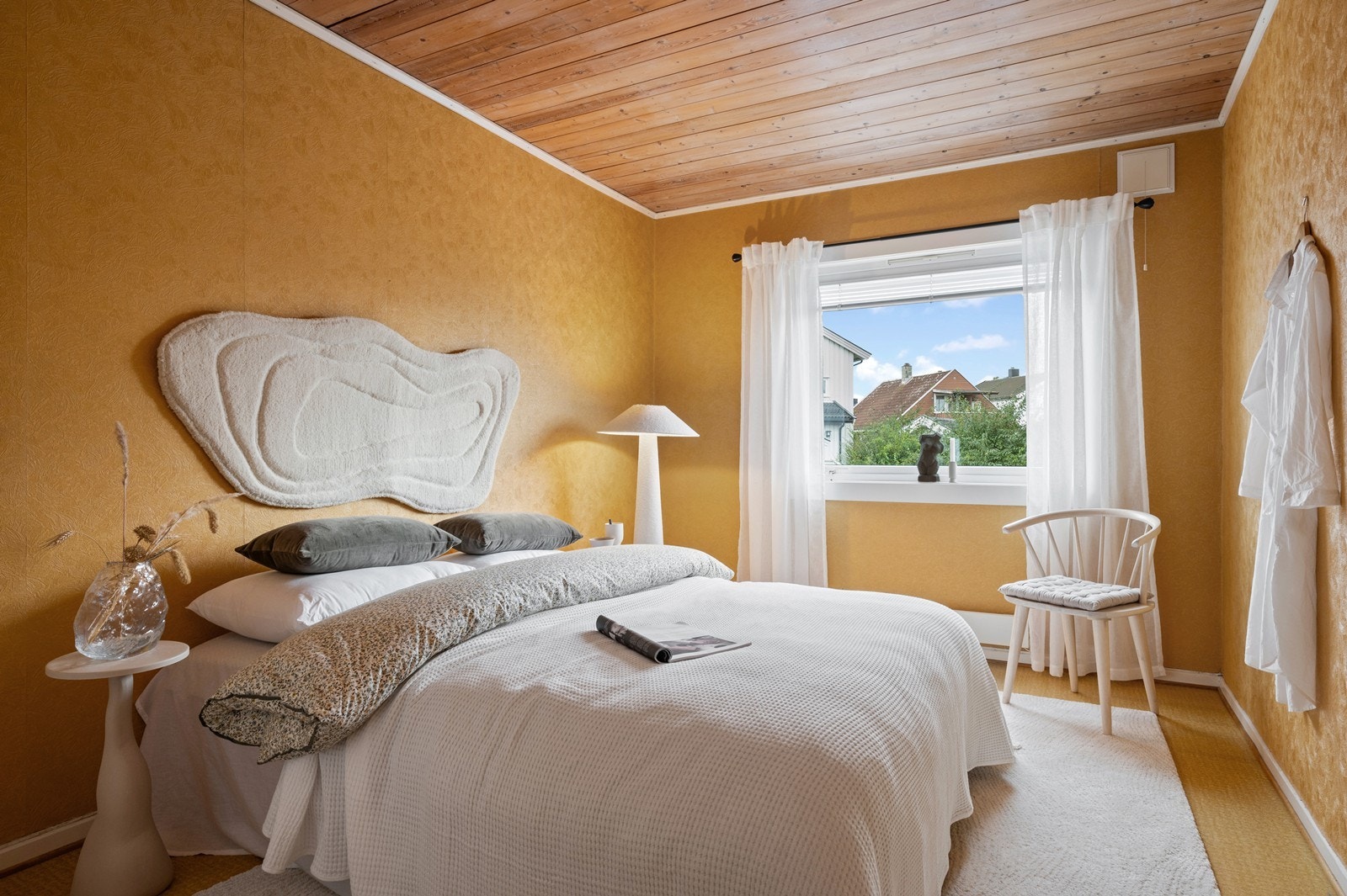 Soverom 2 har integrert dobbeltskap Galleribilde