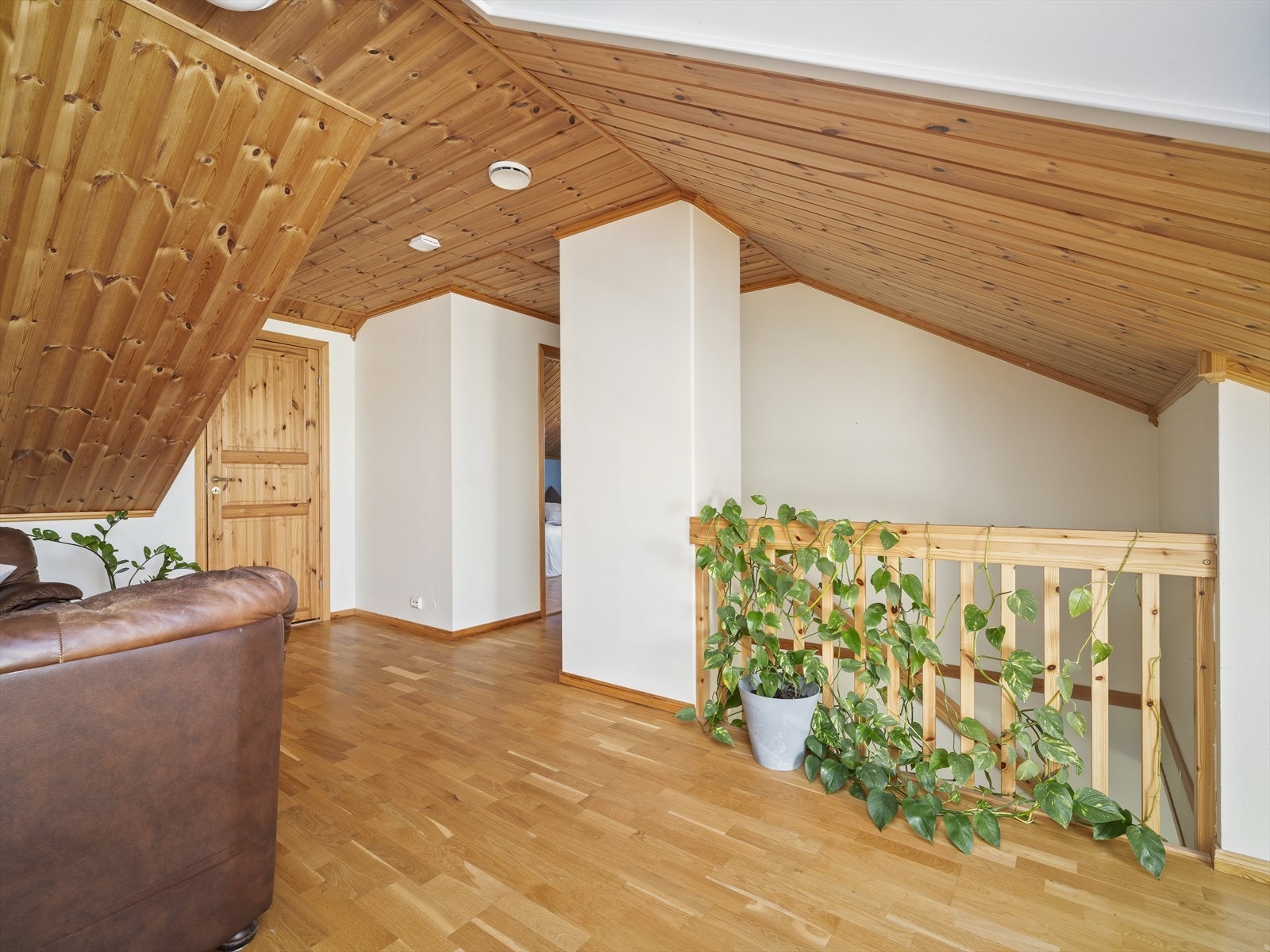 I 3. etg. er det en romlig stue. Galleribilde