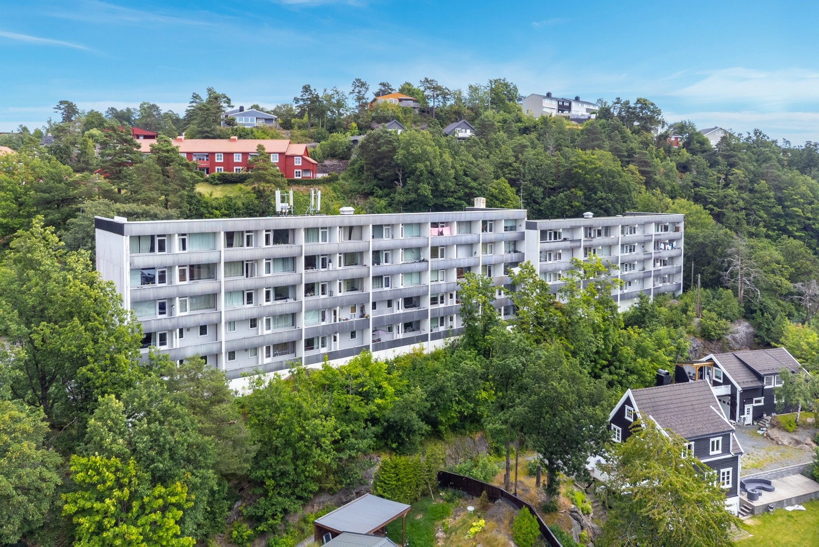 Praktisk leilighet i 2. etg. i Hauglandsheia Sameie. Galleribilde