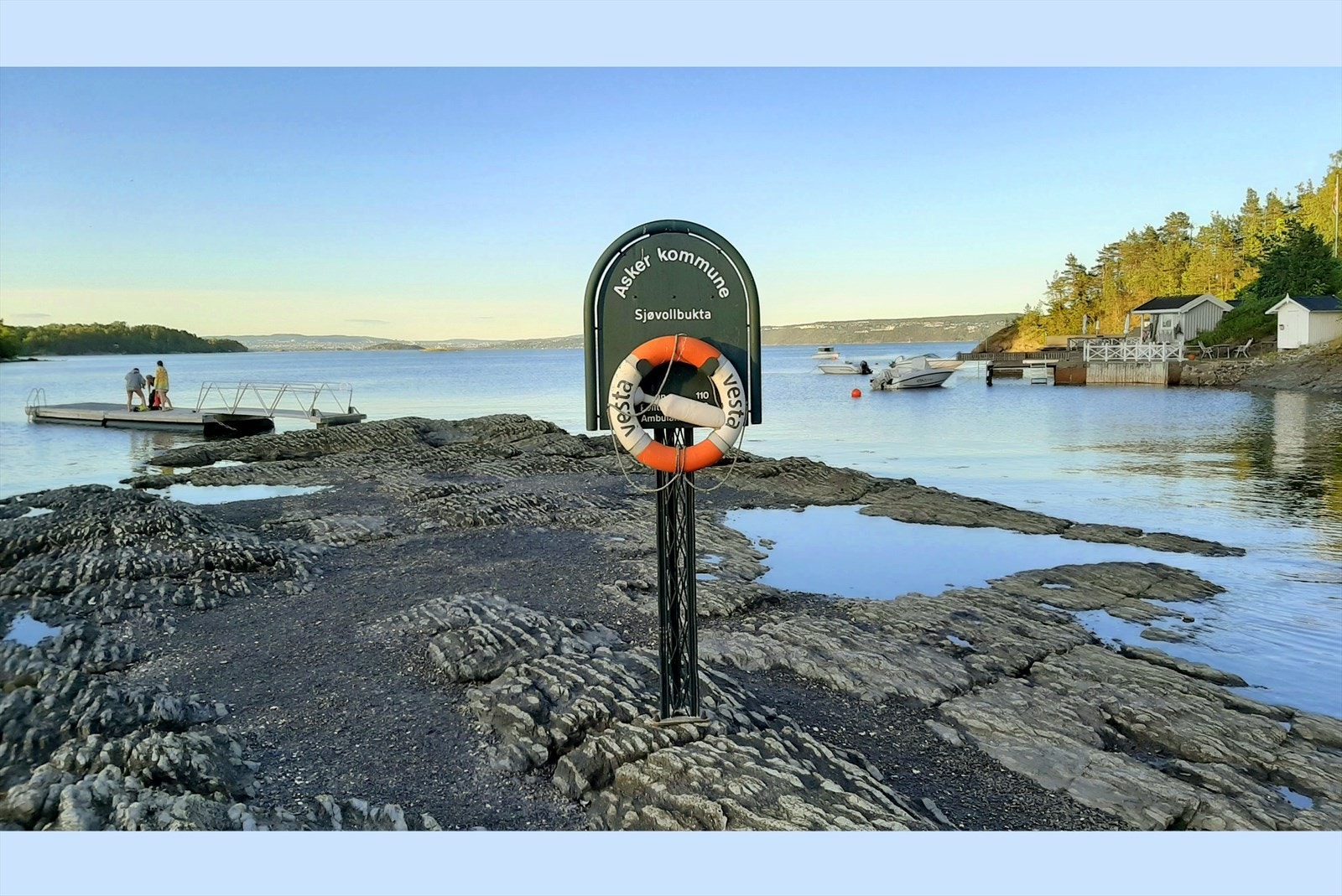Badeplassen i Sjøvollbukta. Galleribilde