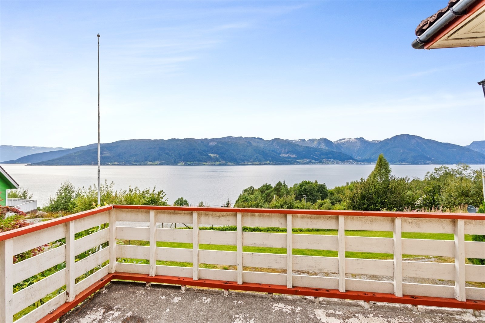 Her nyte kan ein nyte gode solforhald og lange sommardagar. Galleribilde