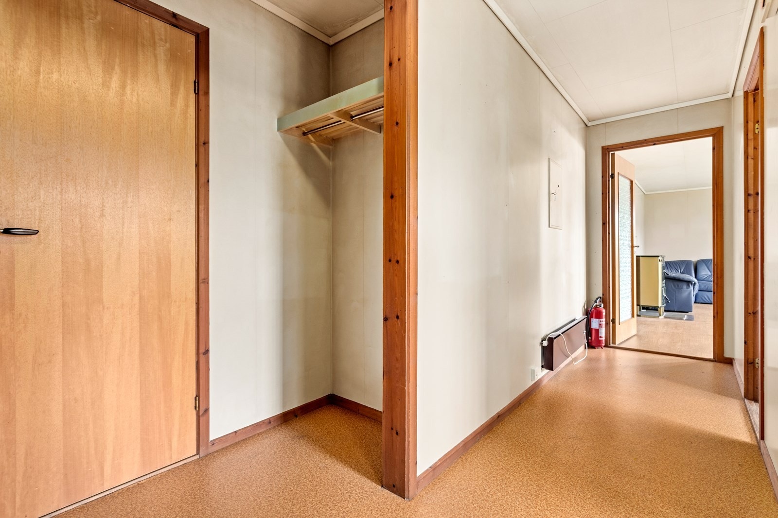 Her er det også entré med plass til ytterklede, sko o.l. Galleribilde