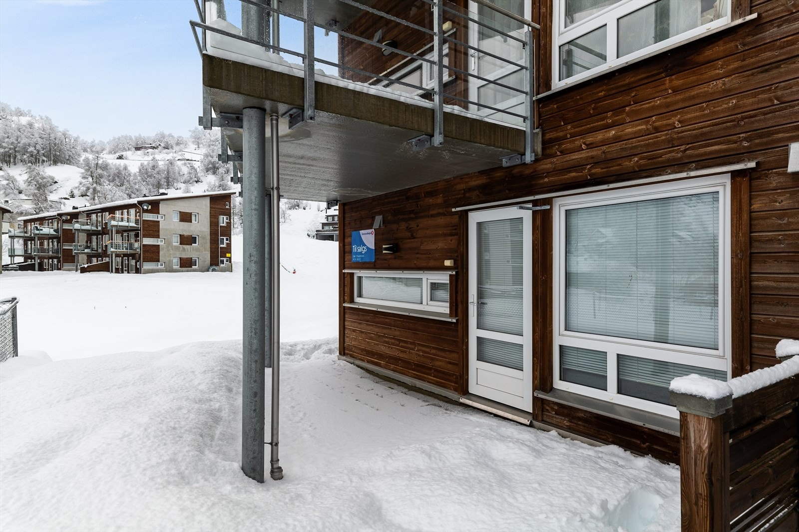 God boltreplass for ski og lek. Her kan du nyte solen etter tur. Galleribilde