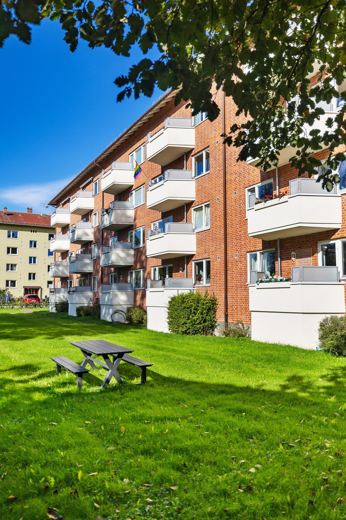 Borettslaget har en pen, velholdt fasade. Galleribilde