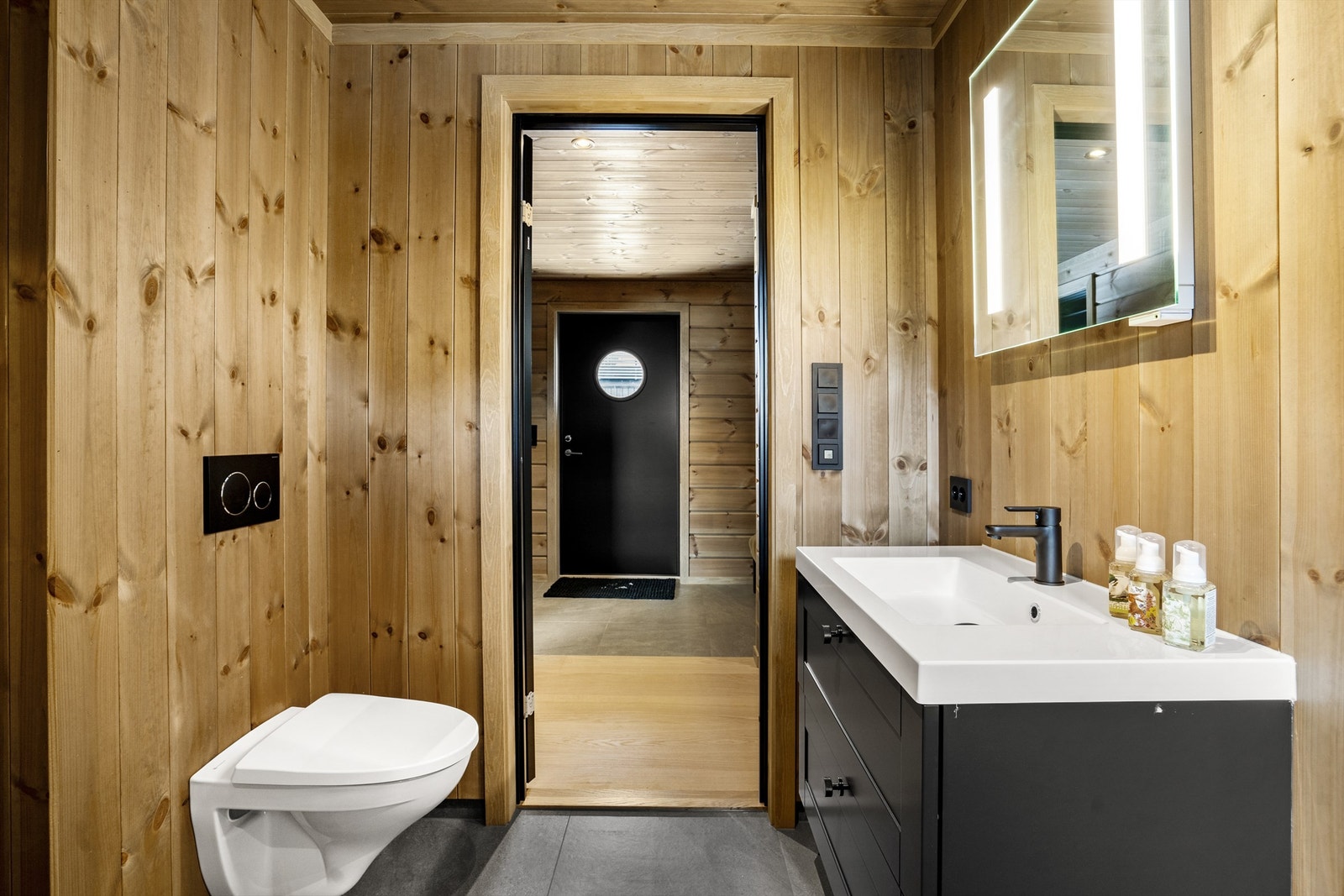 YVST_9 .jpg Galleribilde