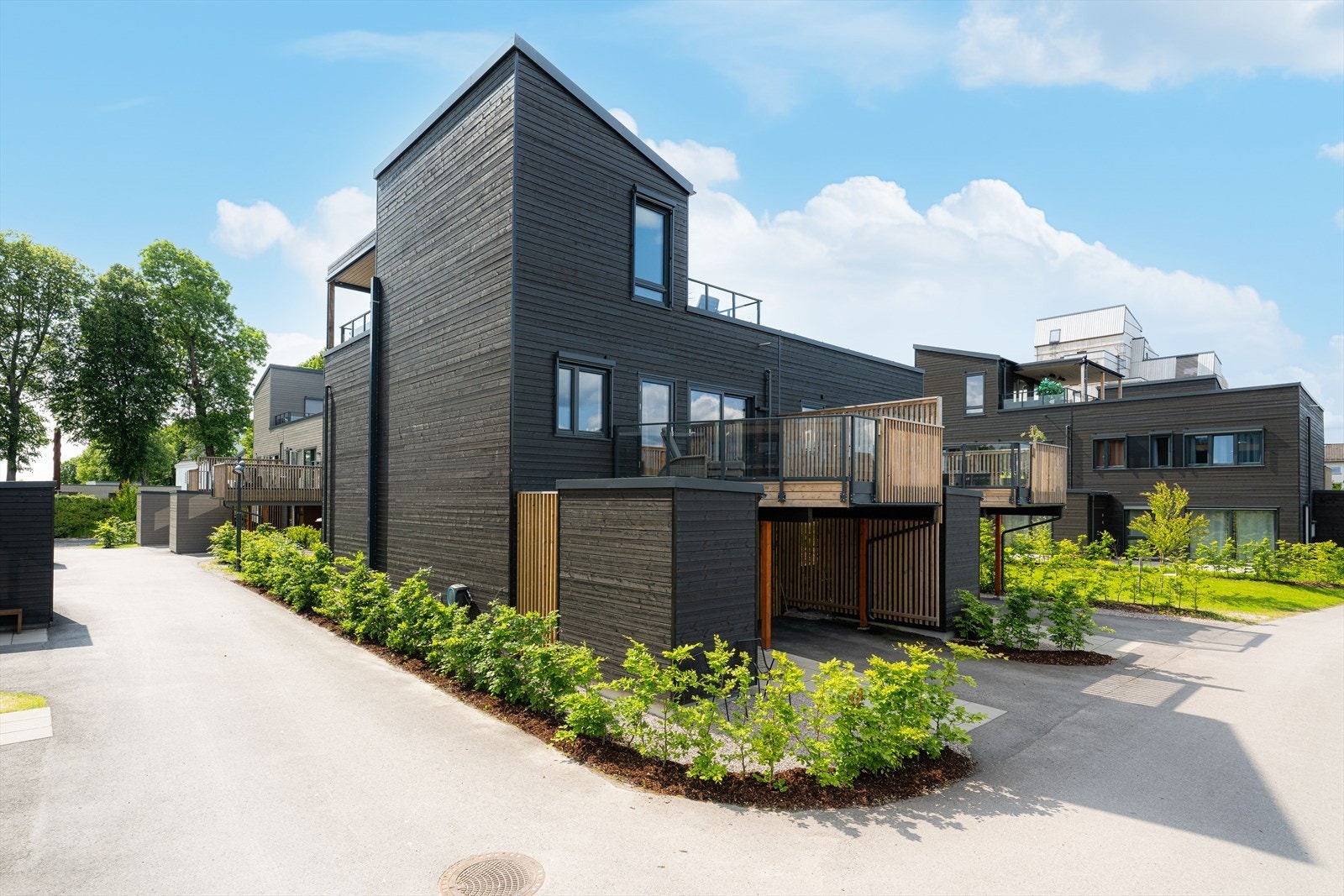 Med energiklasse A leverer boligen fremragende energieffektivitet som gjør den kvalifisert for miljølån og grønt lån - en fremtidsrettet investering både for miljøet og økonomien. Galleribilde