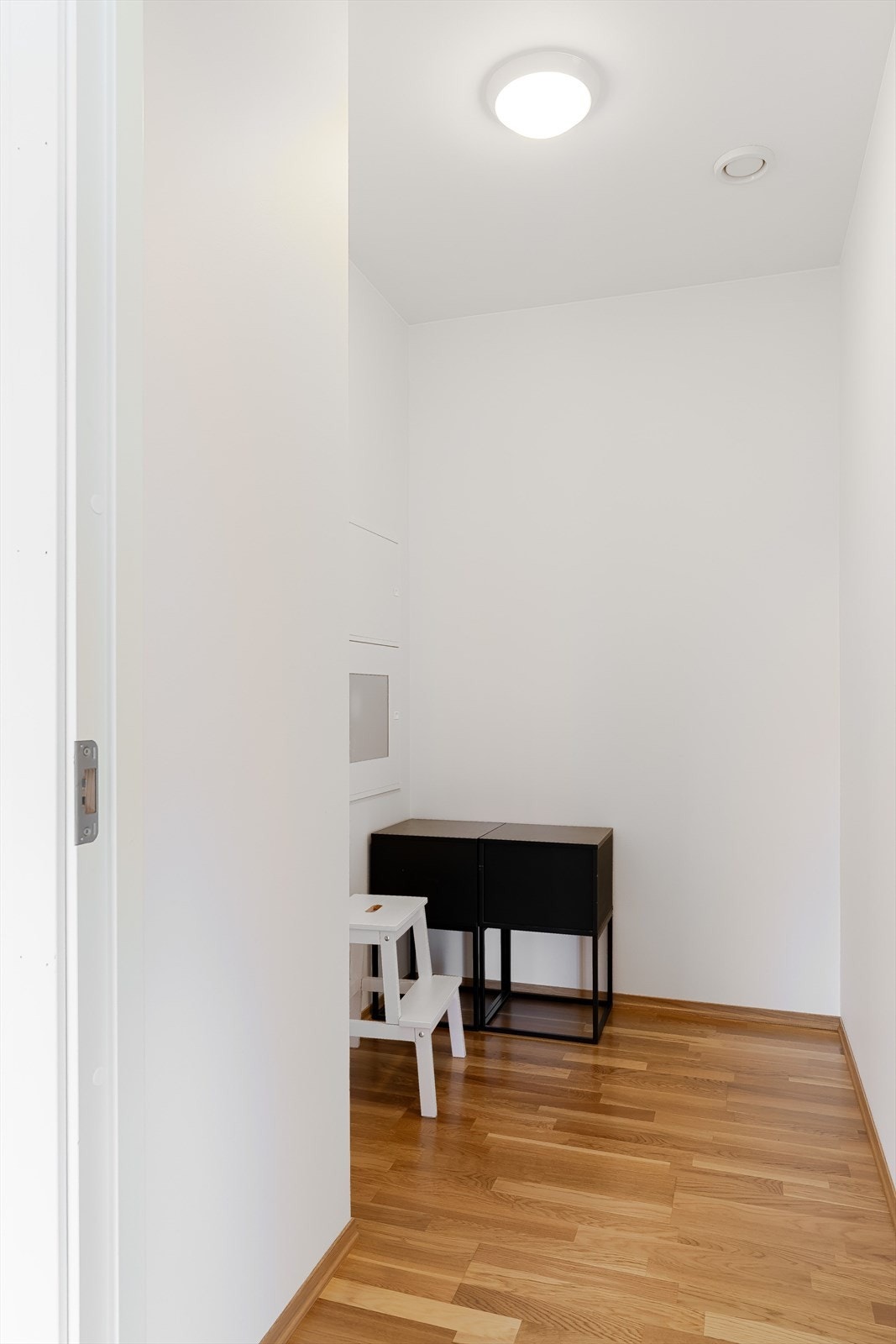 I tilknytning til entréen har man en praktisk bod. Galleribilde