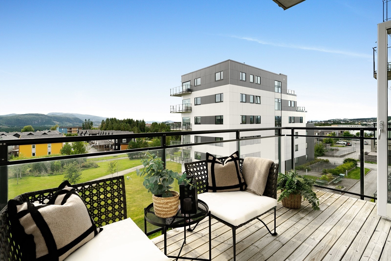 Her kan man nyte sommerdagene med ypperlige solforhold. Galleribilde