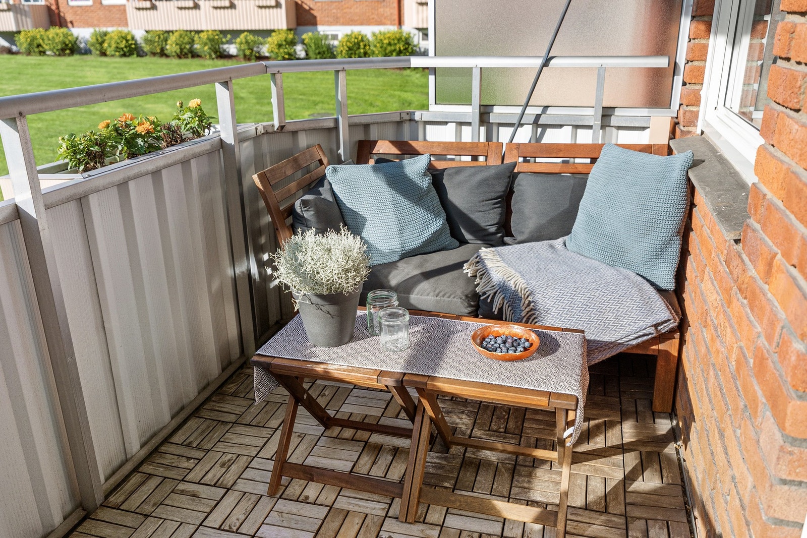 Optimale solforhold med sol fra ca. kl. 15.00 til kl. 21.30 sommerstid! Galleribilde