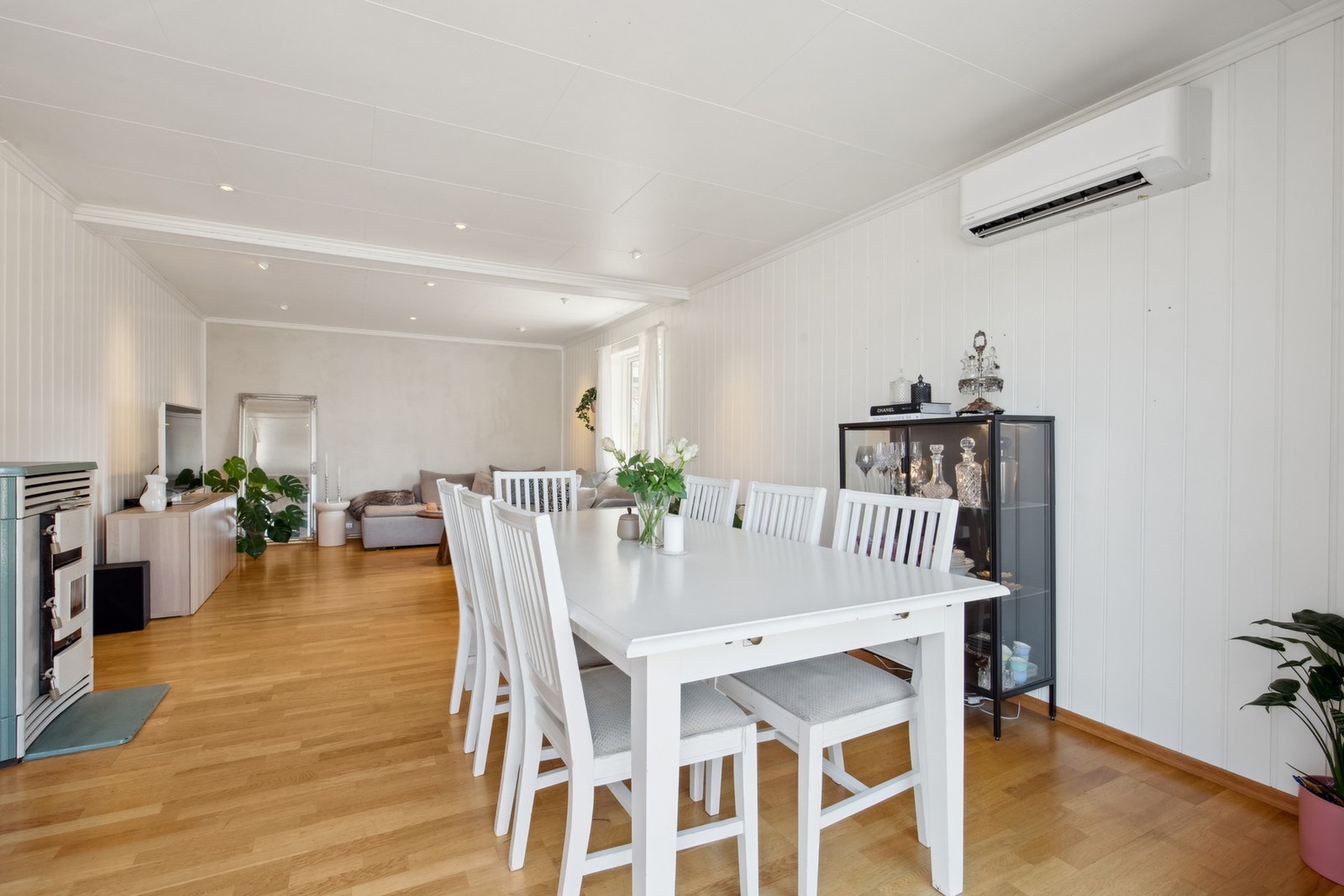 God plass til spisebord Galleribilde