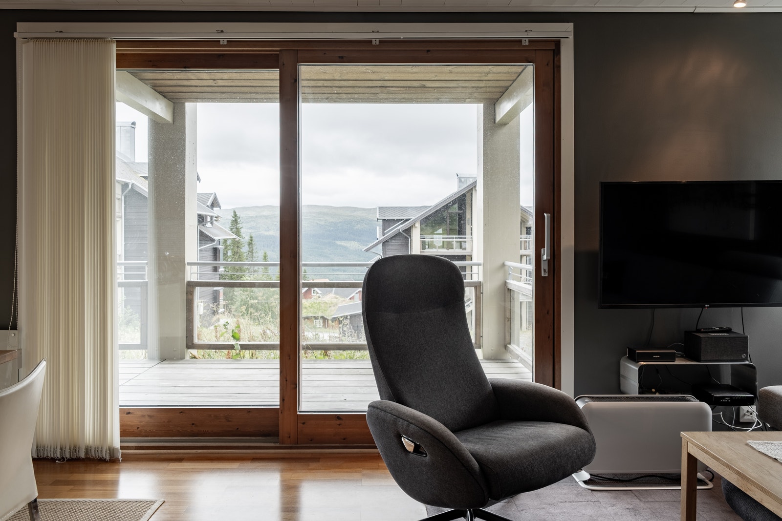 Vy mot Renfjället i söder Galleribilde