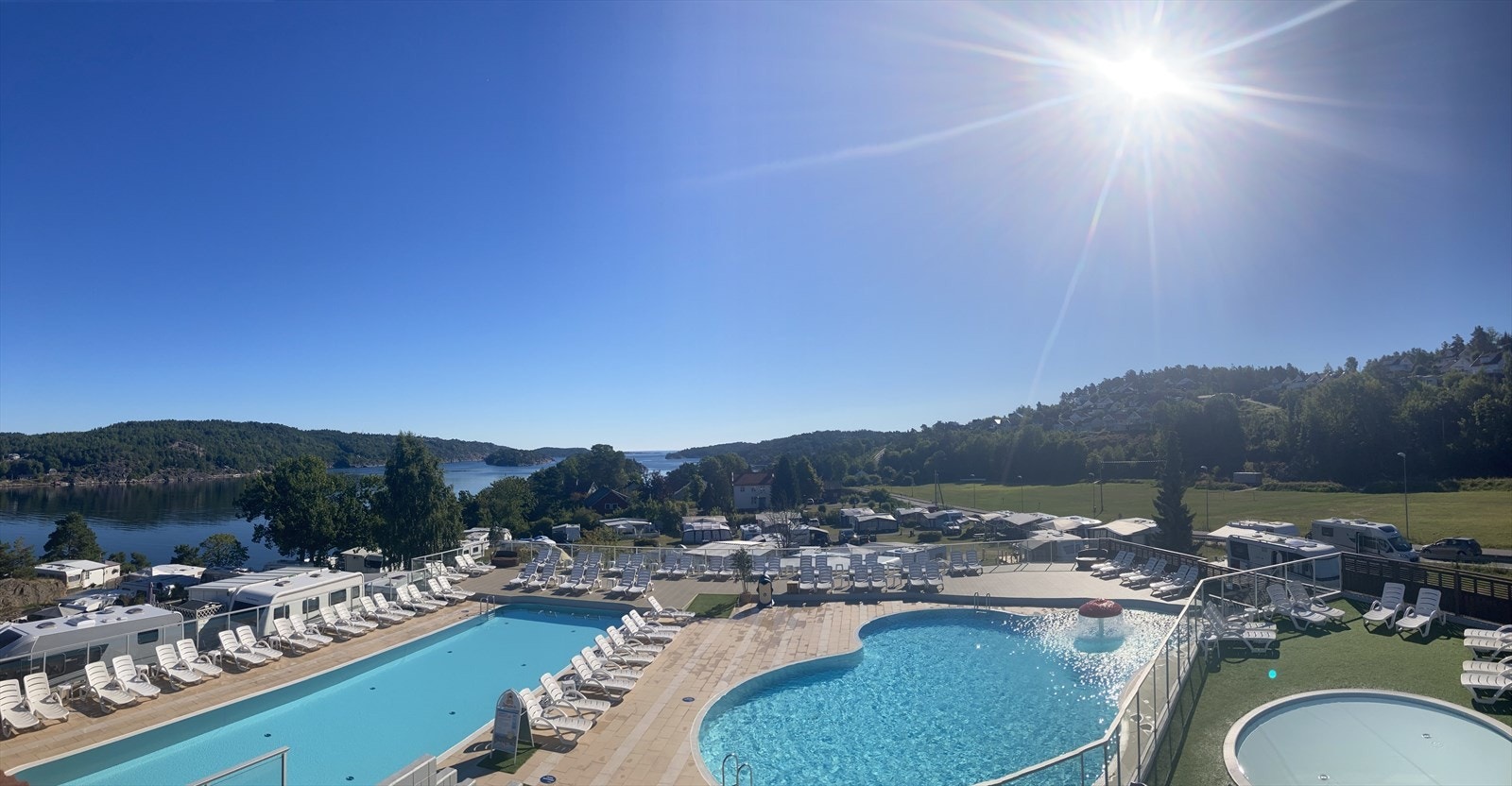 Havgløtt bad ligger like i nærheten Galleribilde