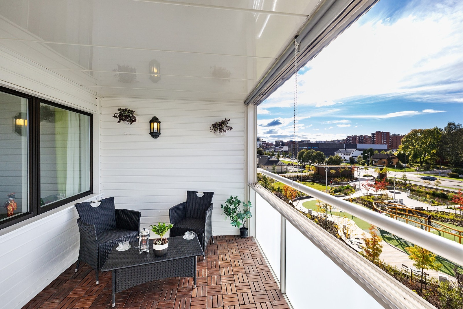 En innbydende 3-roms med innglasset balkong! Galleribilde