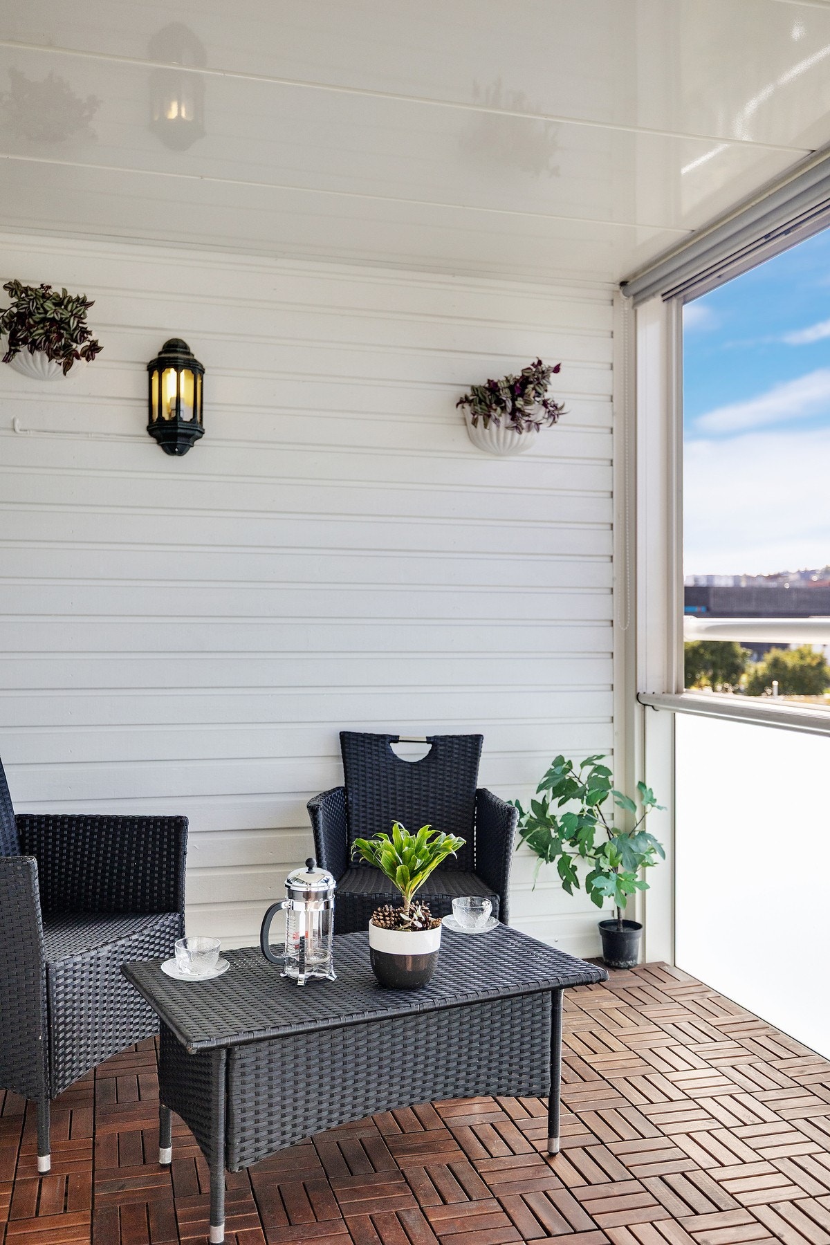 Plass til sittegruppe, små planter og personlig preg. Galleribilde