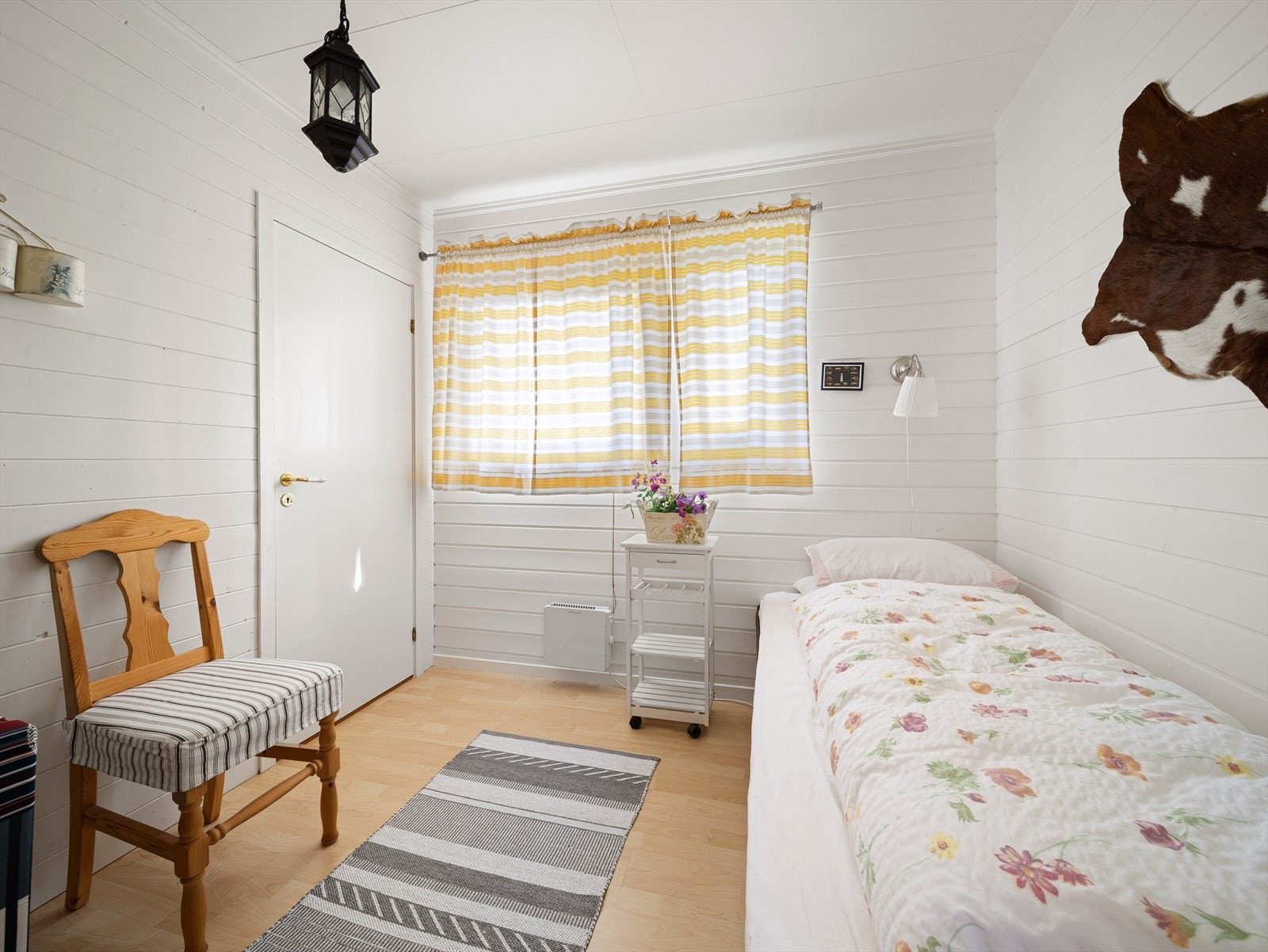 Her er det plass til å innrede med seng, nattbord og garderobe. Galleribilde