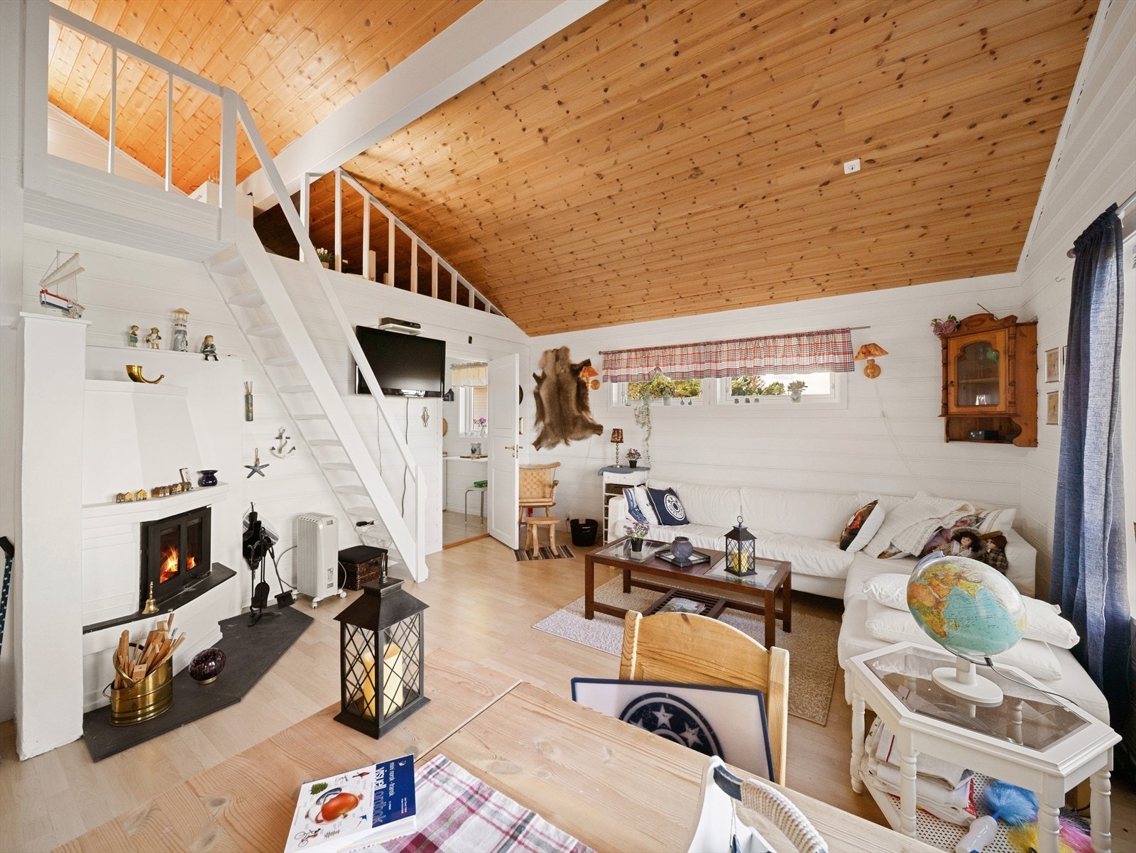 Peisen varmer godt på kalde dager. Galleribilde