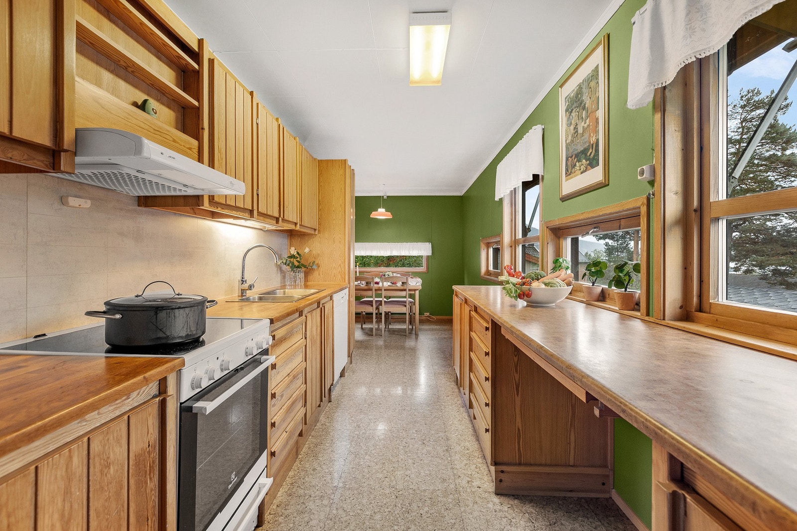 Plass til frittstående hvtevarer Galleribilde